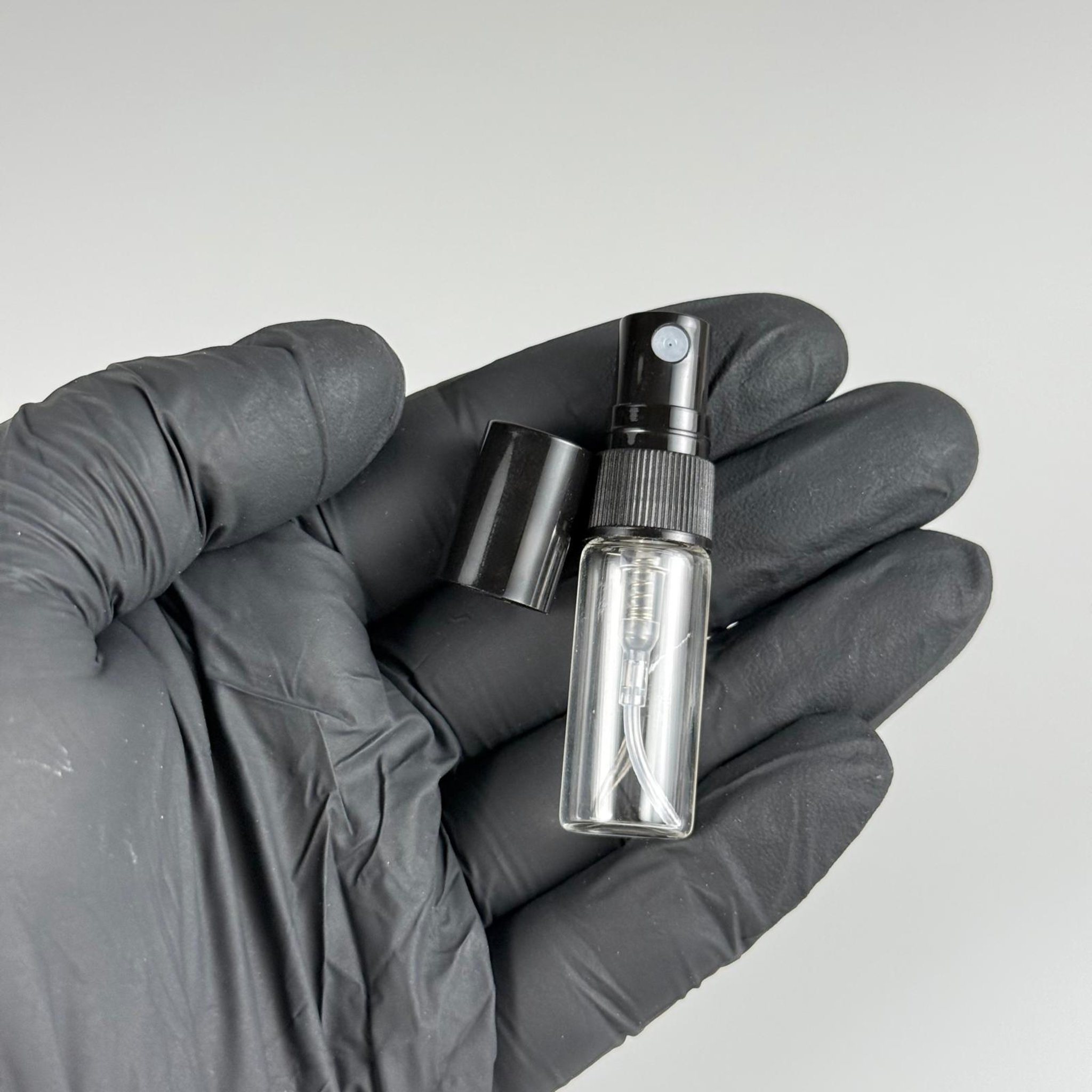 3 CC TESTER SPREYLİ CAM ŞİŞE - 3 ML TESTER ŞİŞE - TESTER PARFÜM ŞİŞESİ (vidalı ağız çevirerek kapanır, tekrar doldurulabilir)