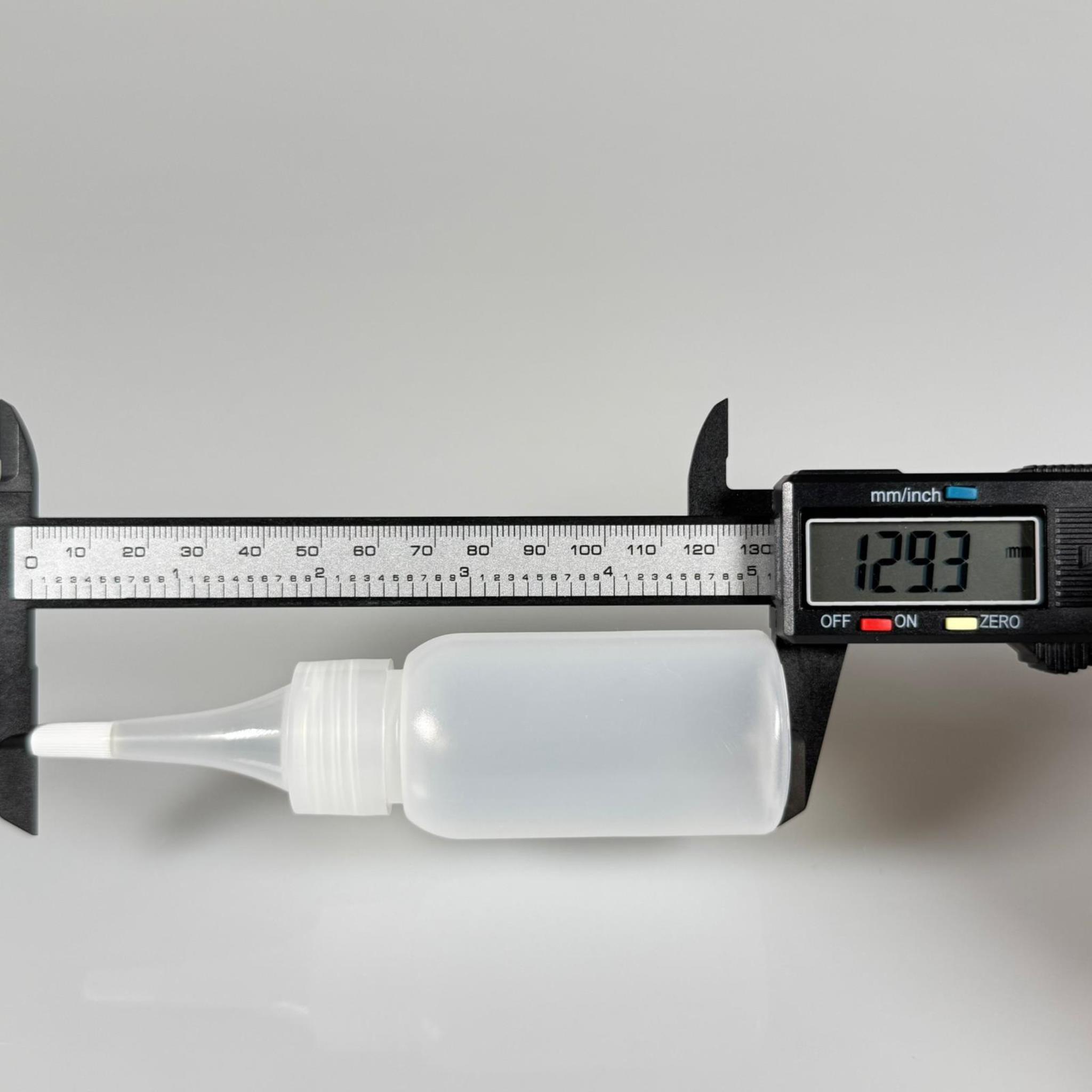 50 ML SIKILABİLİR YUMUŞAK POLİETİLEN PE PLASTİK ŞİŞE - ŞEFFAF SİVRİ AKITICI KAPAKLI - 50 cc sos, yağ, kartuş, mürekkep vb için boş şişeler