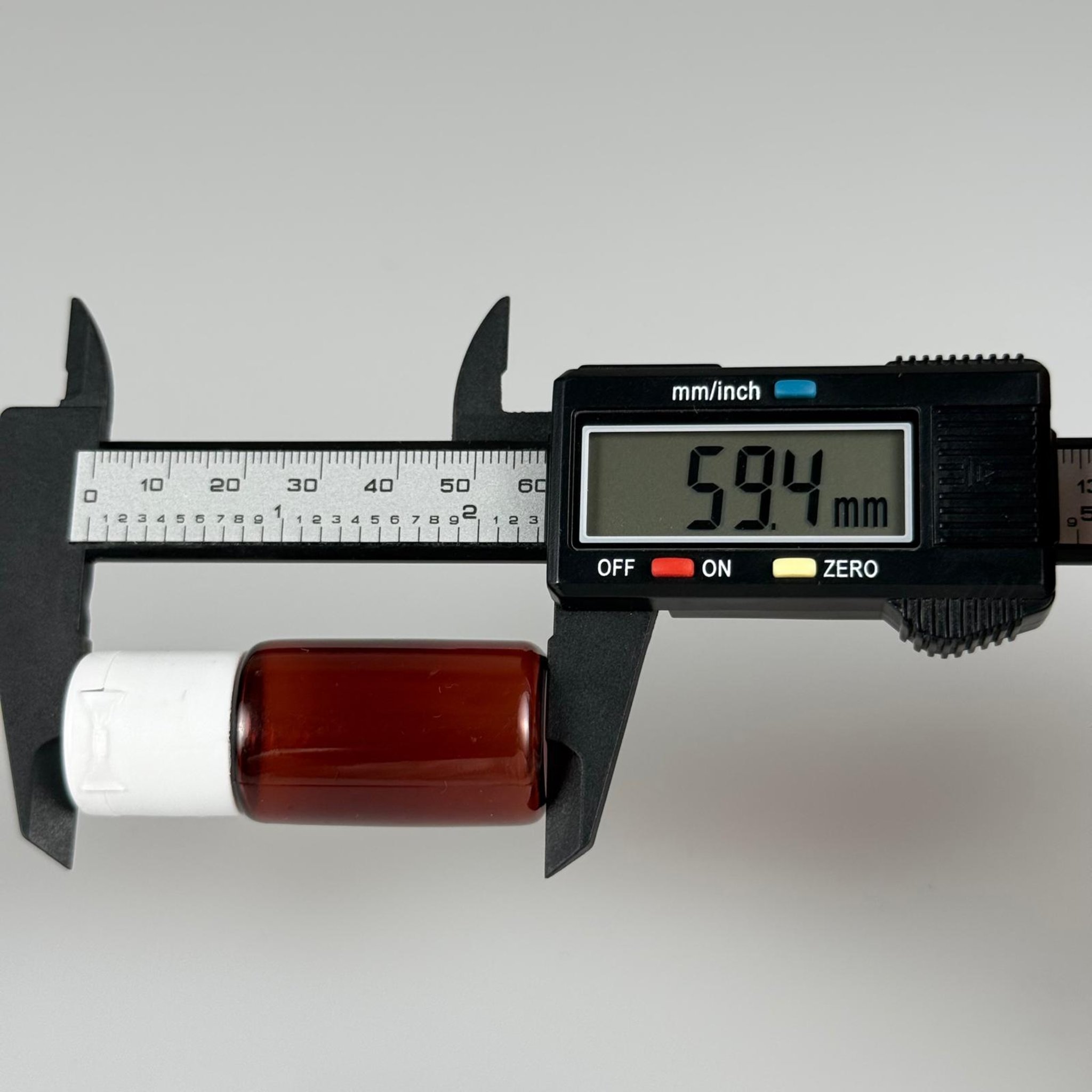 10 ML AÇILIR KAPAKLI AMBER KAHVERENGİ PET ŞİŞE - 10 CC ŞEFFAF ŞİŞE + BEYAZ FLİPTOP KAPAKLI TAKIM