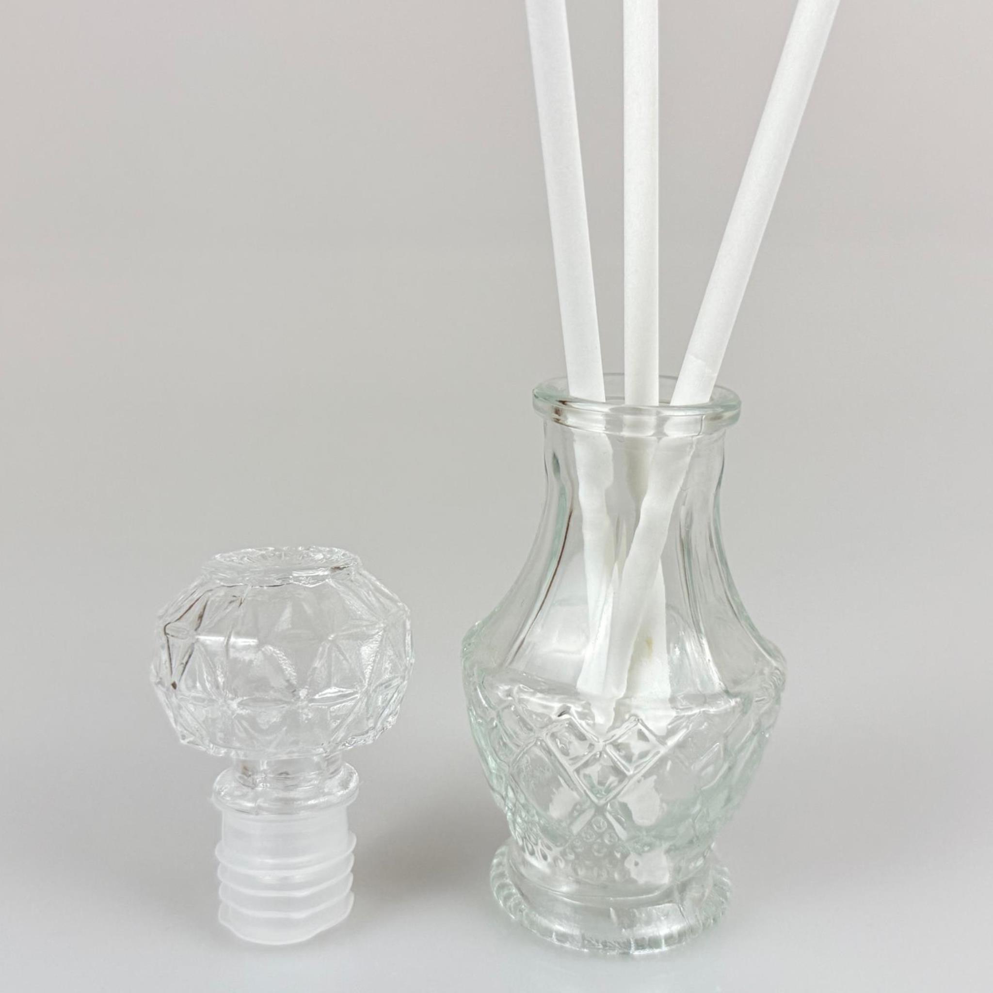OVAL LÜKS MODEL CAM BAMBU ODA KOKUSU ŞİŞESİ + CAM TIPA + 3 ADET FİBER BEYAZ BAMBU ÇUBUK - 50 ML SET TAKIM - HEDİYELİK PROMOSYON LÜX DİFFUSER ŞİŞELERİ