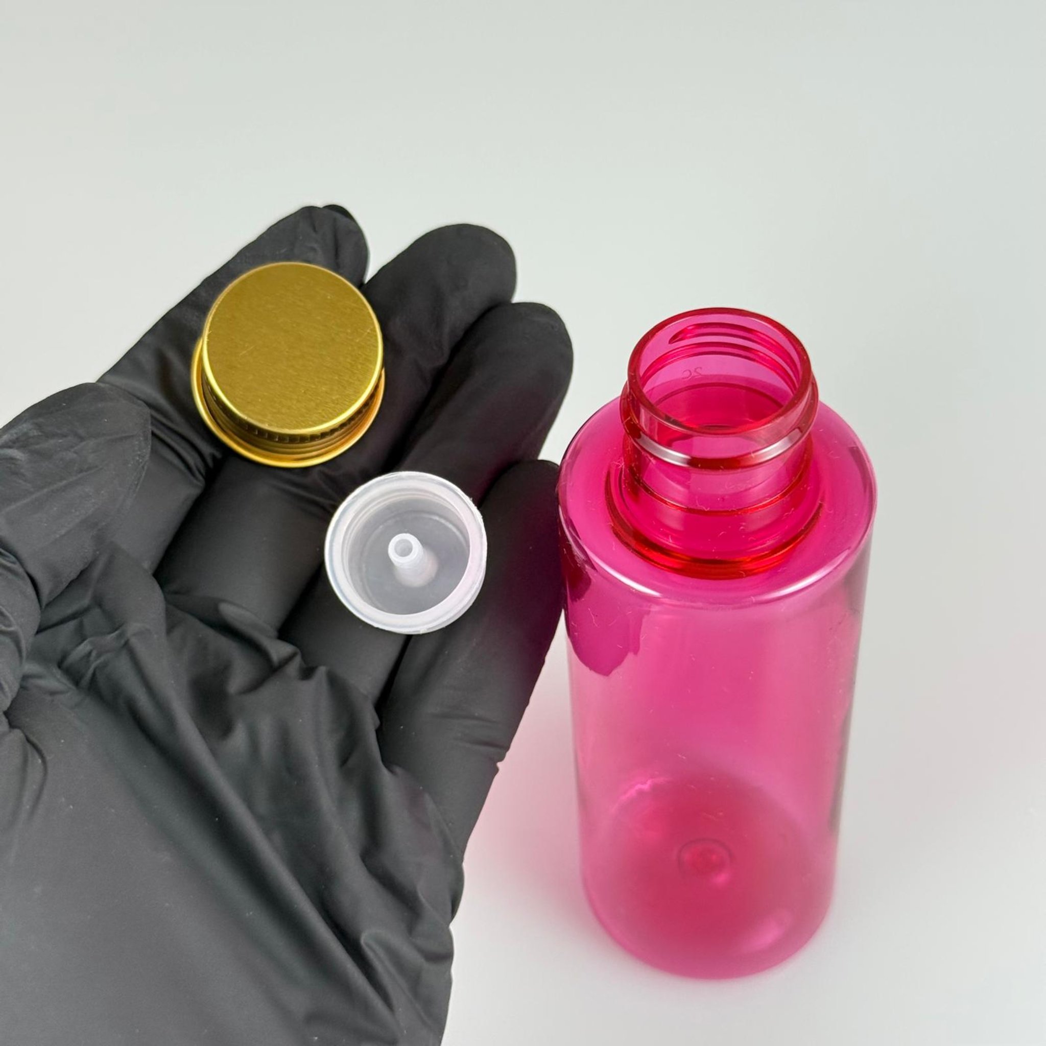 100 CC PEMBE SİLİNDİR KESKİN KÜT MODEL SERT PET ŞİŞE (17 GR - 24 AĞIZ ) + KÖPÜK CONTALI GOLD METAL ALÜMİNYUM KAPAK KOLONYA TIPALI TAKIM - 100 ML KAPAKLI PEMBE PET ŞİŞELER