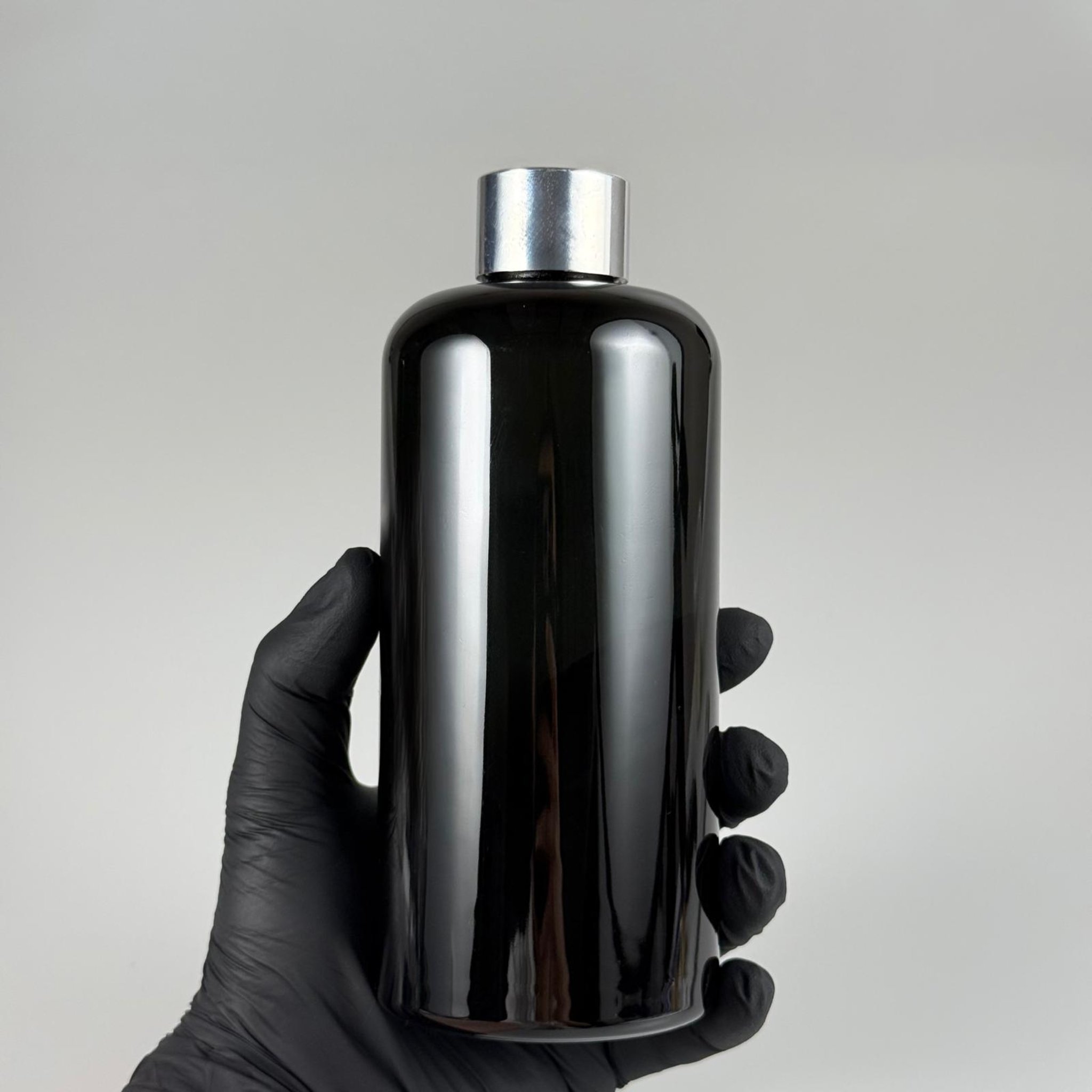 500 CC SİYAH UZUN SİLİNDİR PET ŞİŞE + ALÜMİNYUM KAPLAMALI GÜMÜŞ KAPKALI + KÖR TIPALI TAKIM - 500 ML SİYAH PET ŞİŞE