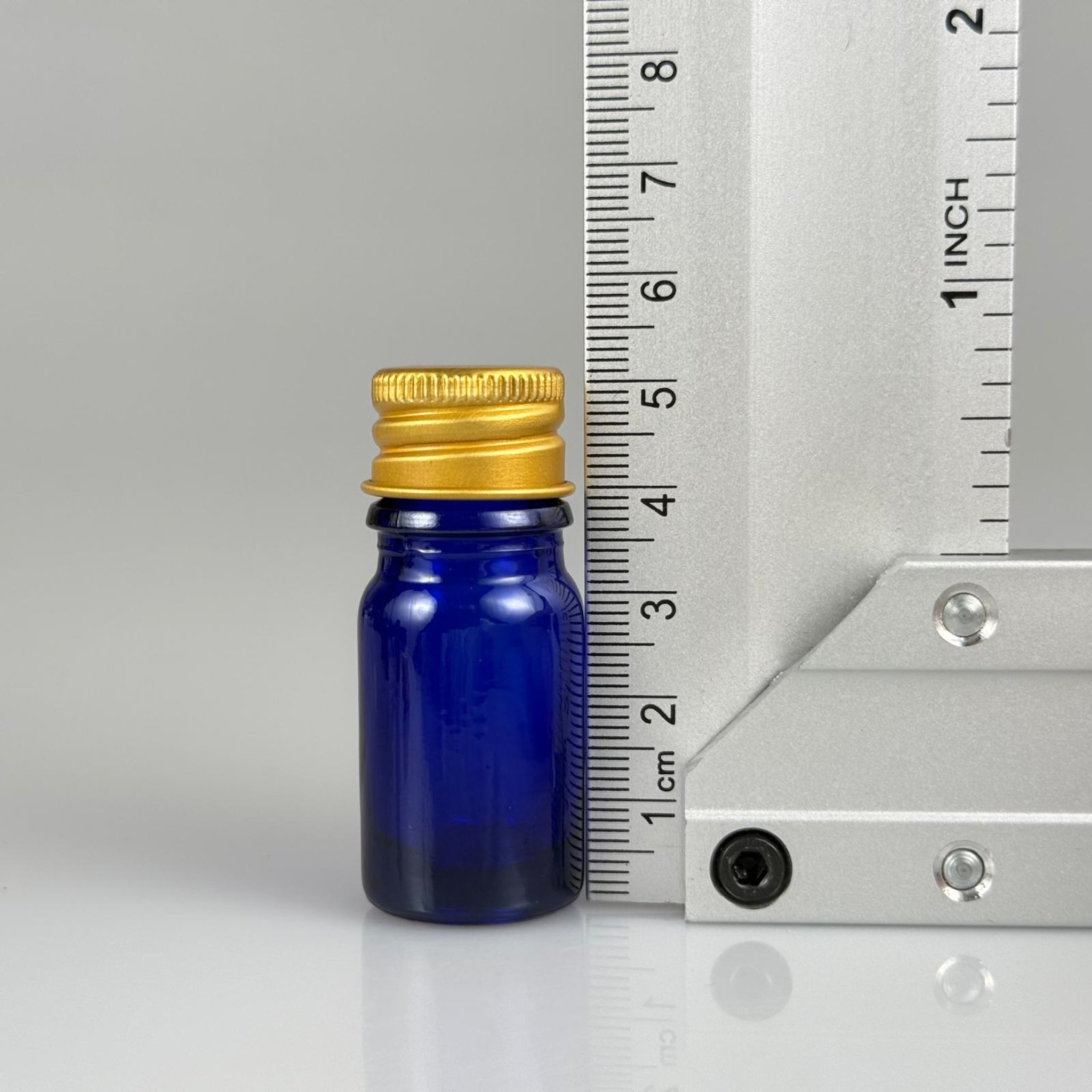5 CC MAVİ CAM ŞİŞE + KÖPÜK CONTALI GOLD ALÜMİNYUM METAL KAPAKLI + KÖR TIPALI TAKIM - 5 ML MAVİ CAM ŞİŞE