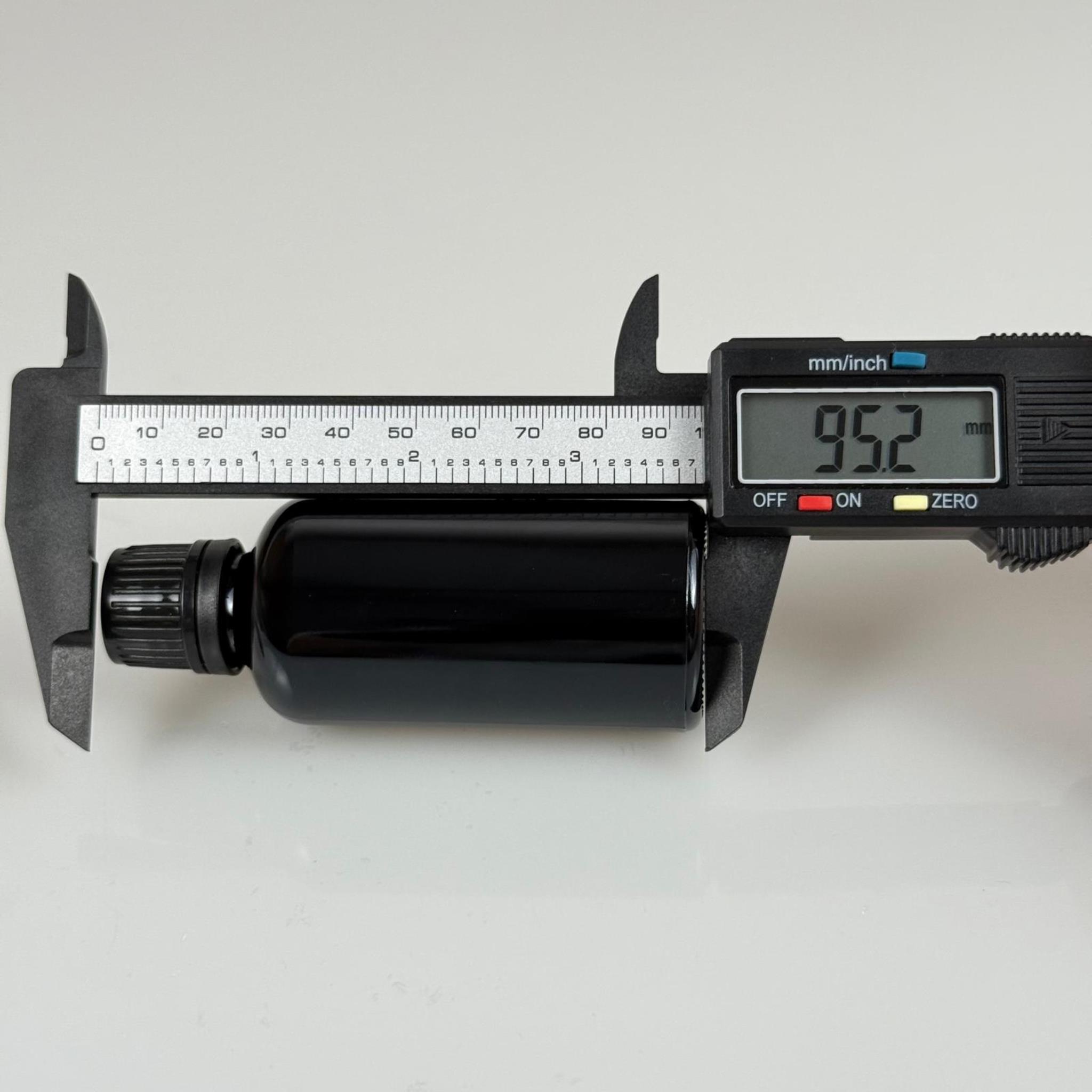 50 CC SİYAH SİYAH KİLİT KAPAKLI - KÖR TIPALI CAM ŞİŞE - 50 ML SİYAH STANDART KİLİTLİ KAPAKLI KÖR TIPALI CAM ŞİŞE