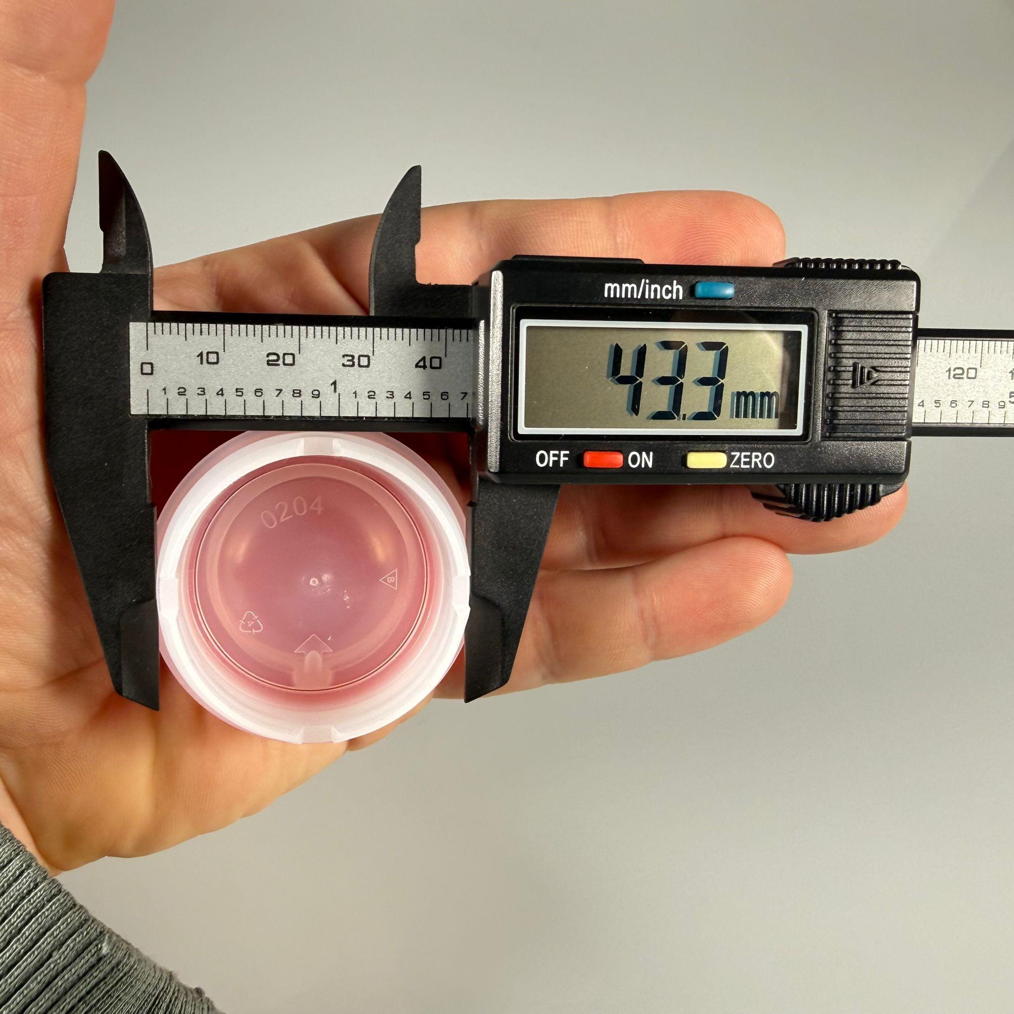 42 MM KIRMIZI TENEKE KAPAK - (42 MM DELME ÇAPI OLAN TENEKELER İÇİN VİDALI TENEKE KAPAĞI) VUP / SK43 BERİCAP