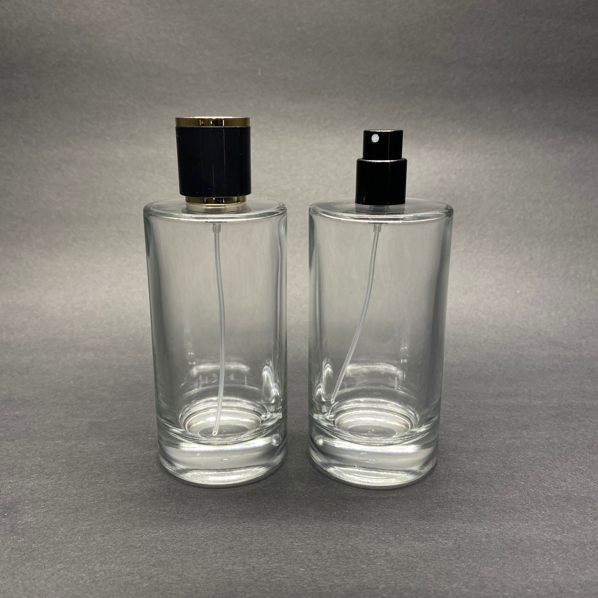 100 ML SİLİNDİR MODEL SAVAGE PARFÜM ŞİŞESİ - SİYAH METAL SPREYLİ + GOLD SİYAH KAPAKLI (AĞIZ 15 MM GEÇME KOLAY KAPAMA)