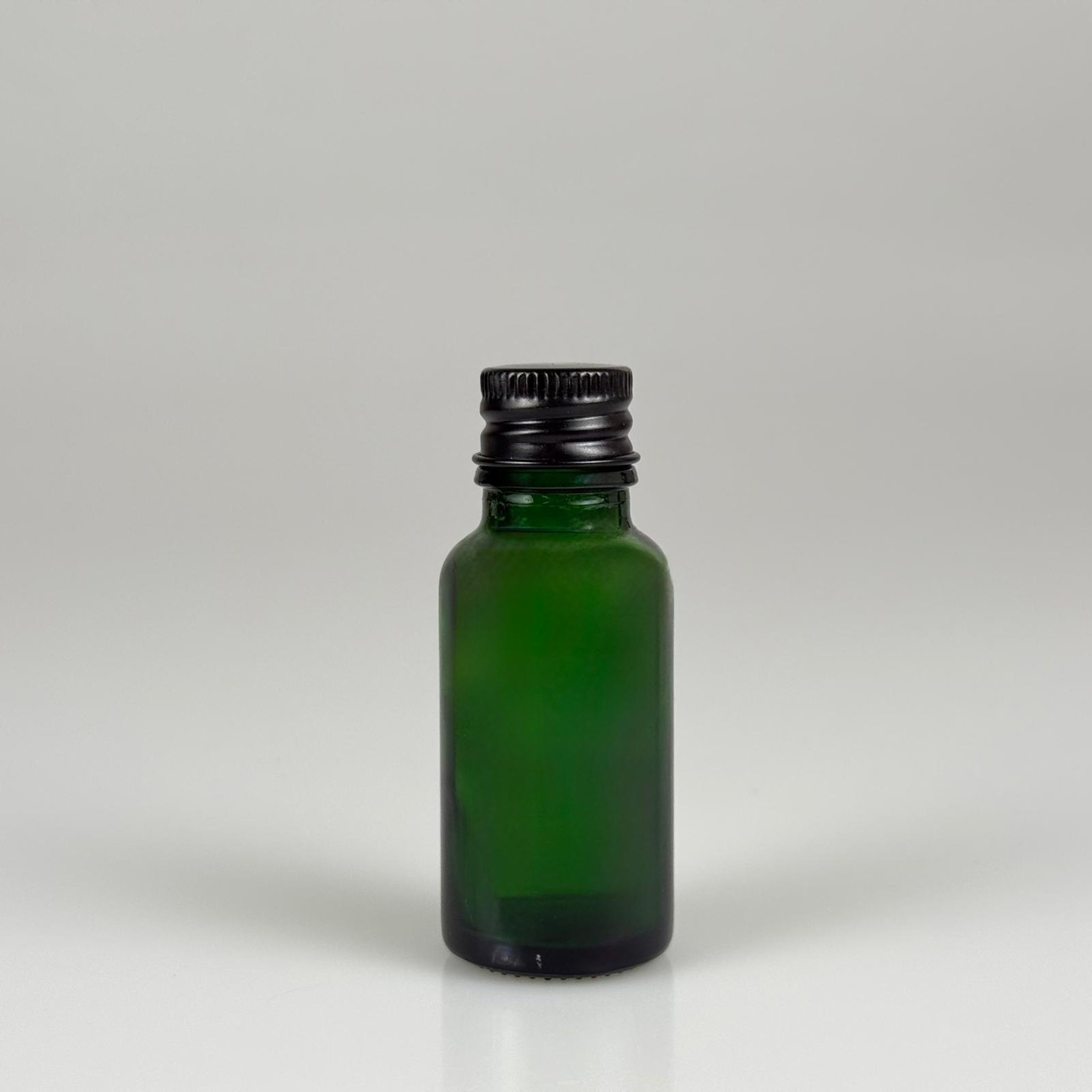 20 CC YEŞİL CAM ŞİŞE + KÖPÜK CONTALI SİYAH ALÜMİNYUM METAL KAPAKLI TAKIM - 20 ML YEŞİL CAM ŞİŞE