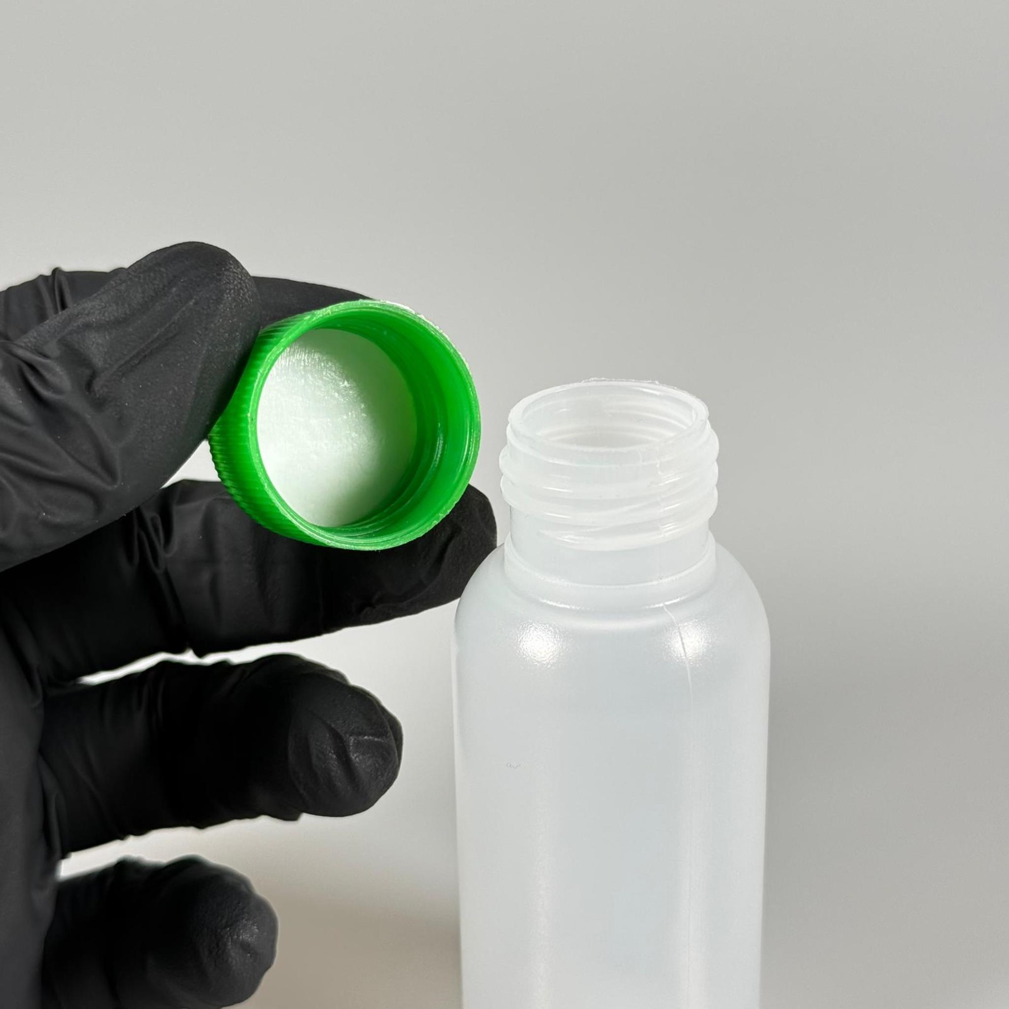 50 ML SIKILABİLİR YUMUŞAK POLİETİLEN PE PLASTİK ŞİŞE - CONTALI YEŞİL KAPAKLI - 50 cc sos, yağ, kartuş, mürekkep vb için boş şişeler