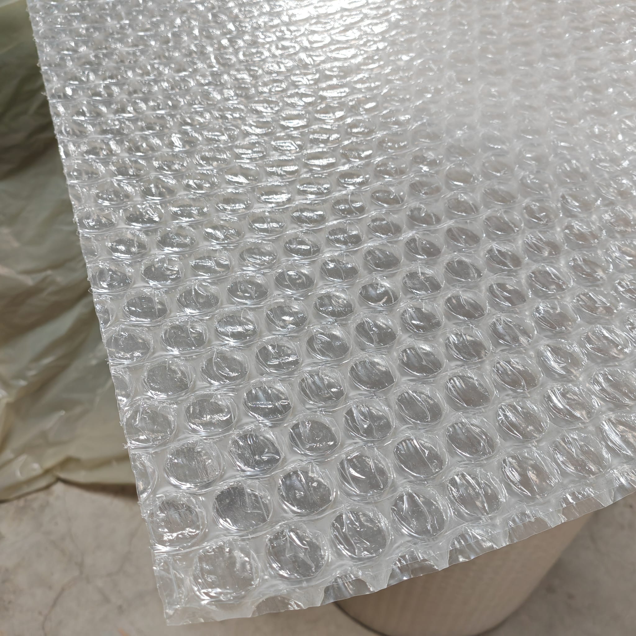 PATPAT BÜYÜK BALONLU TAM KORUMA - 1 TOP - 1. KALİTE (BRÜT 11 KG NET 9,2 KG ÇIKAR) ENİ 120 CM (YAKLAŞIK 35 MT UZUNLUKTA)