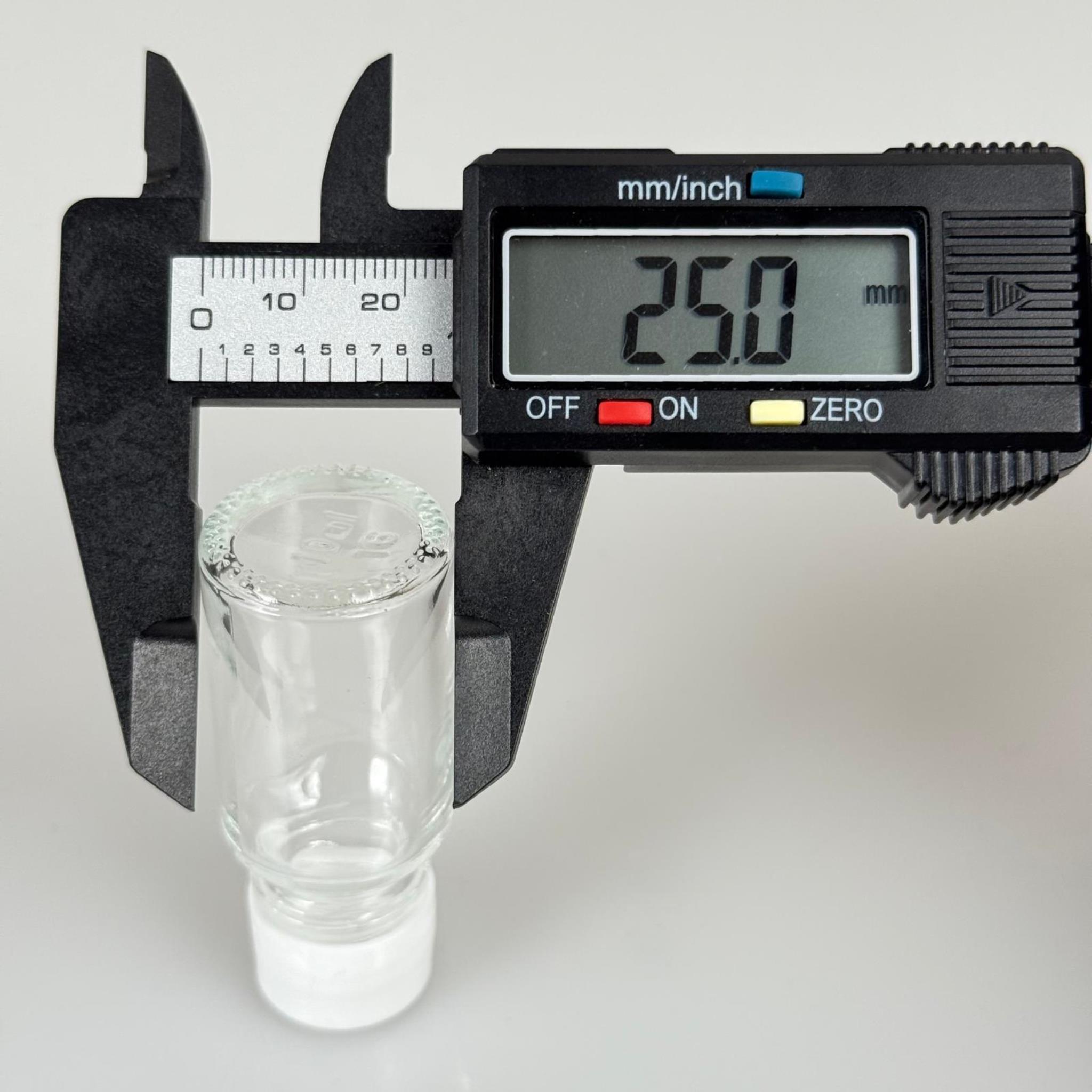 10 ML ŞEFFAF CAM ŞİŞE + CONTALI BEYAZ KAPAK - 10 CC KAPAKLI CAM ŞİŞE