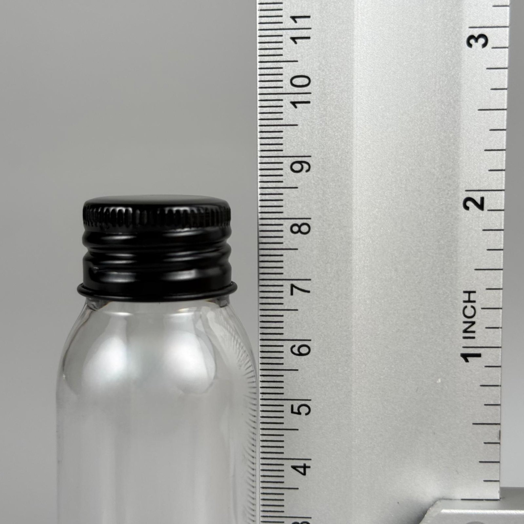 50 CC SERT PLASTİK ŞİŞE (24 AĞIZ) + KÖPÜK CONTALI SİYAH METAL ALÜMİNYUM KAPAK TAKIM - 50 ML KAPAKLI PLASTİK ŞİŞELER