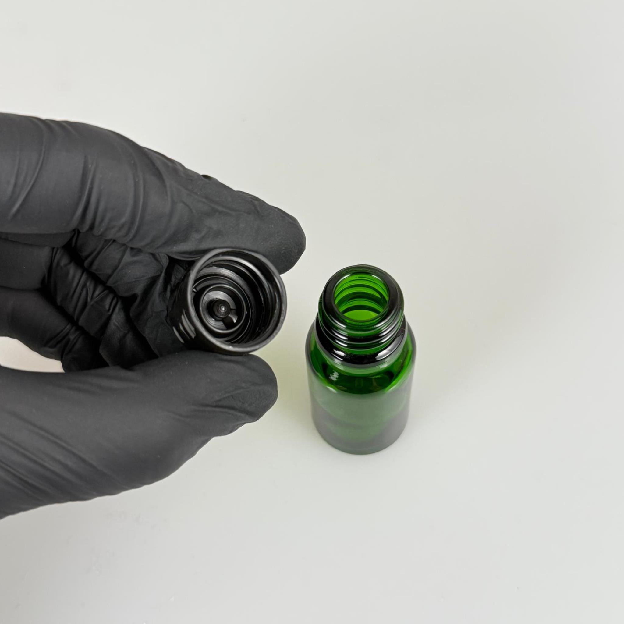 10 ML YEŞİL CAM ŞİŞE + CONTALI SİYAH KAPAK - 10 CC KAPAKLI CAM ŞİŞE