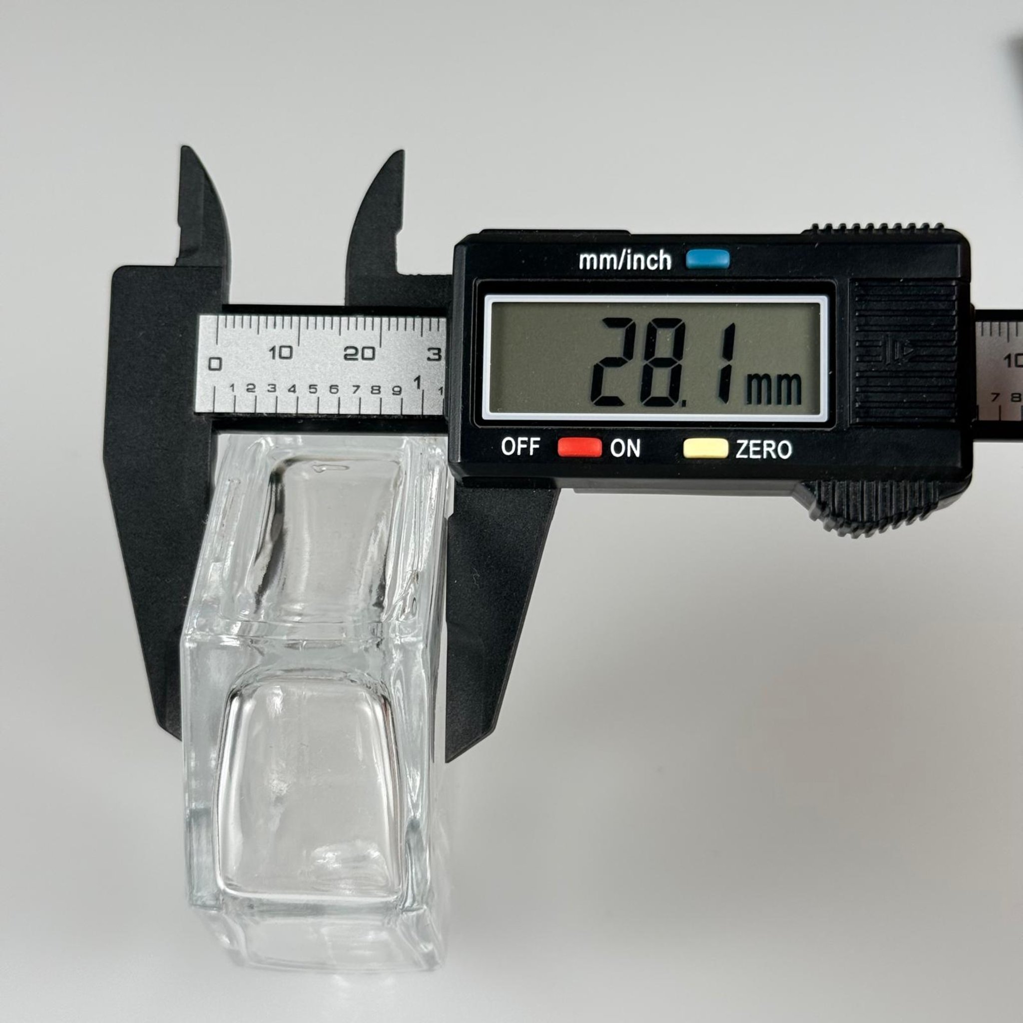 50 CC ALTIGEN CAM ŞİŞE + GÜMÜŞ ALÜMİNYUM METAL KAPAKLI TAKIM - 50 ML ŞEFFAF CAM ŞİŞE
