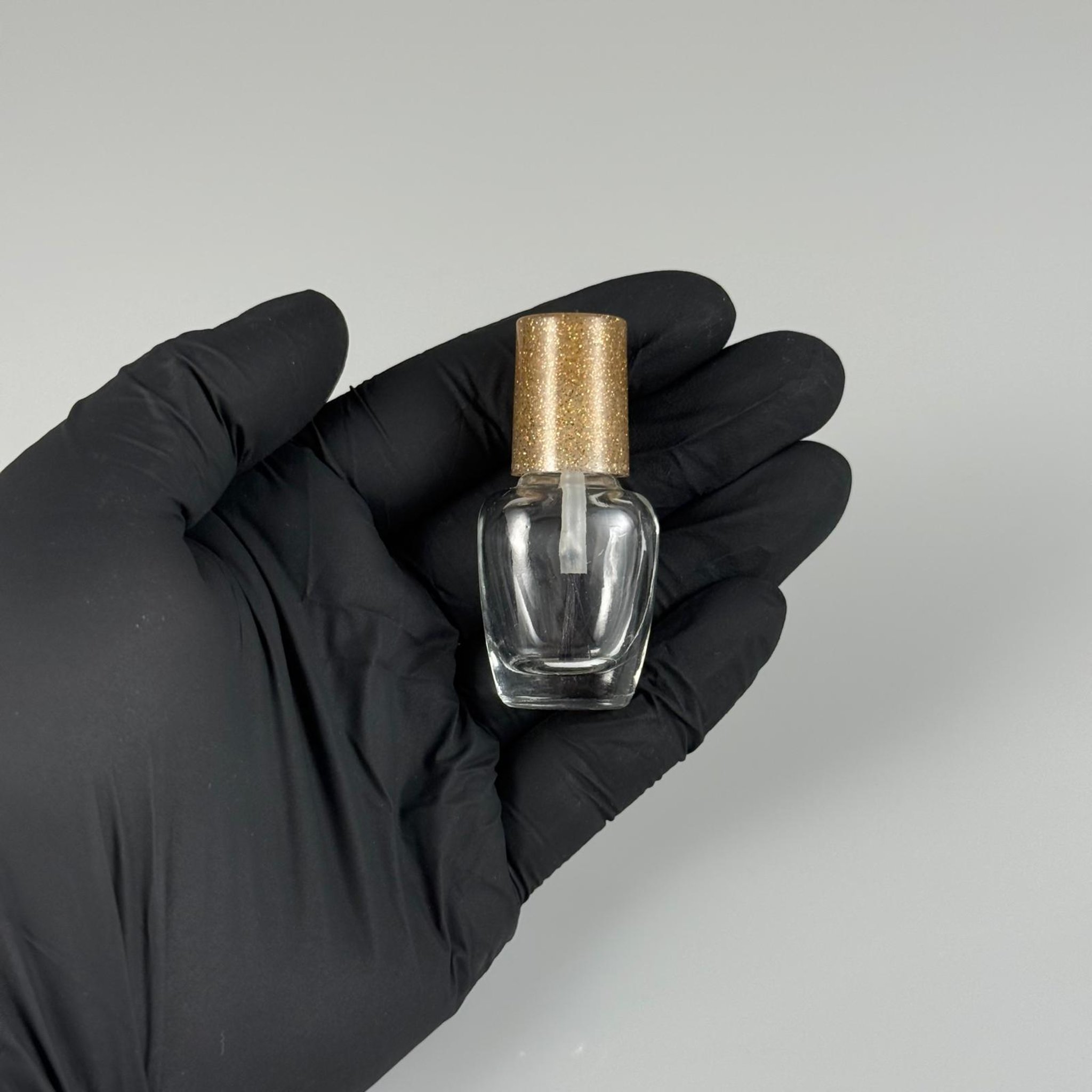 6 CC FIRÇALI CAM ŞİŞE - ŞEFFAF - 6 ML GOLD KAPAKLI FIRÇALI CAM ŞİŞE - CAM OJE ŞİŞESİ FIRÇALI BEYAZ KAPAKLI TAKIM - BOŞ OJE ŞİŞESİ, FIRÇALI ŞİŞE, OTOMOTİV VE MOBİLYA İÇİN RÖTÜŞ BOYA ŞİŞESİ VB. ÇOK AMAÇLI FIRÇALI ŞİŞE