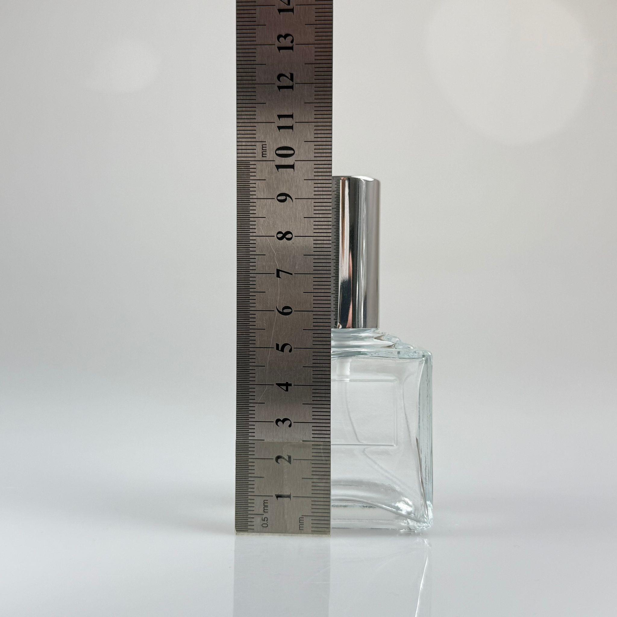 50 CC KÖŞELİ PRİZMA CAM ŞİŞE - VİDALI GÜMÜŞ SPREYLİ PARFÜM KOLONYA ŞİŞESİ TAKIM - 50 ML PRESTİJLİ ŞİŞE