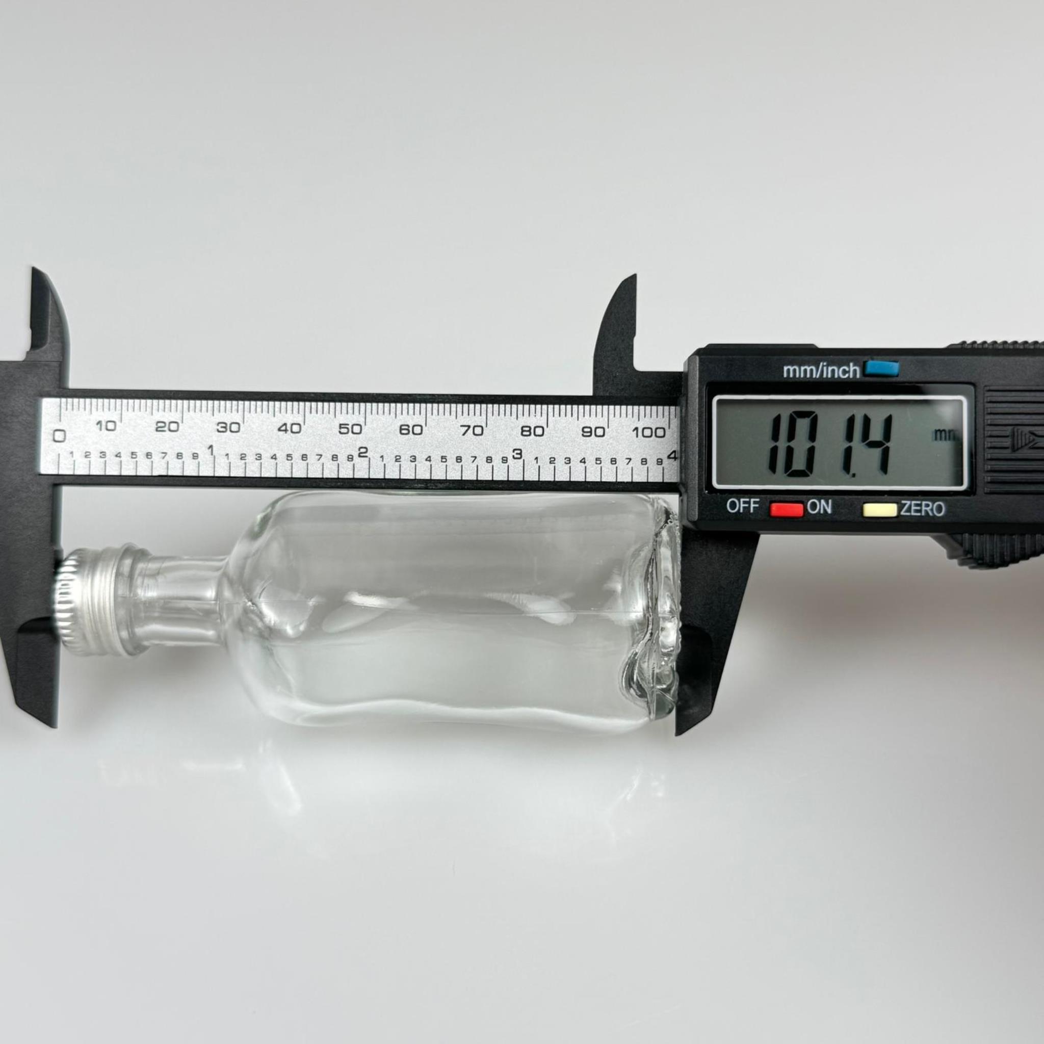 50 CC BOĞAZLI İNCE BELLİ CAM ŞİŞE - GÜMÜŞ METAL KAPAKLI KOLONYA TIPALI - 50 ML PRESTİJLİ ŞİŞE