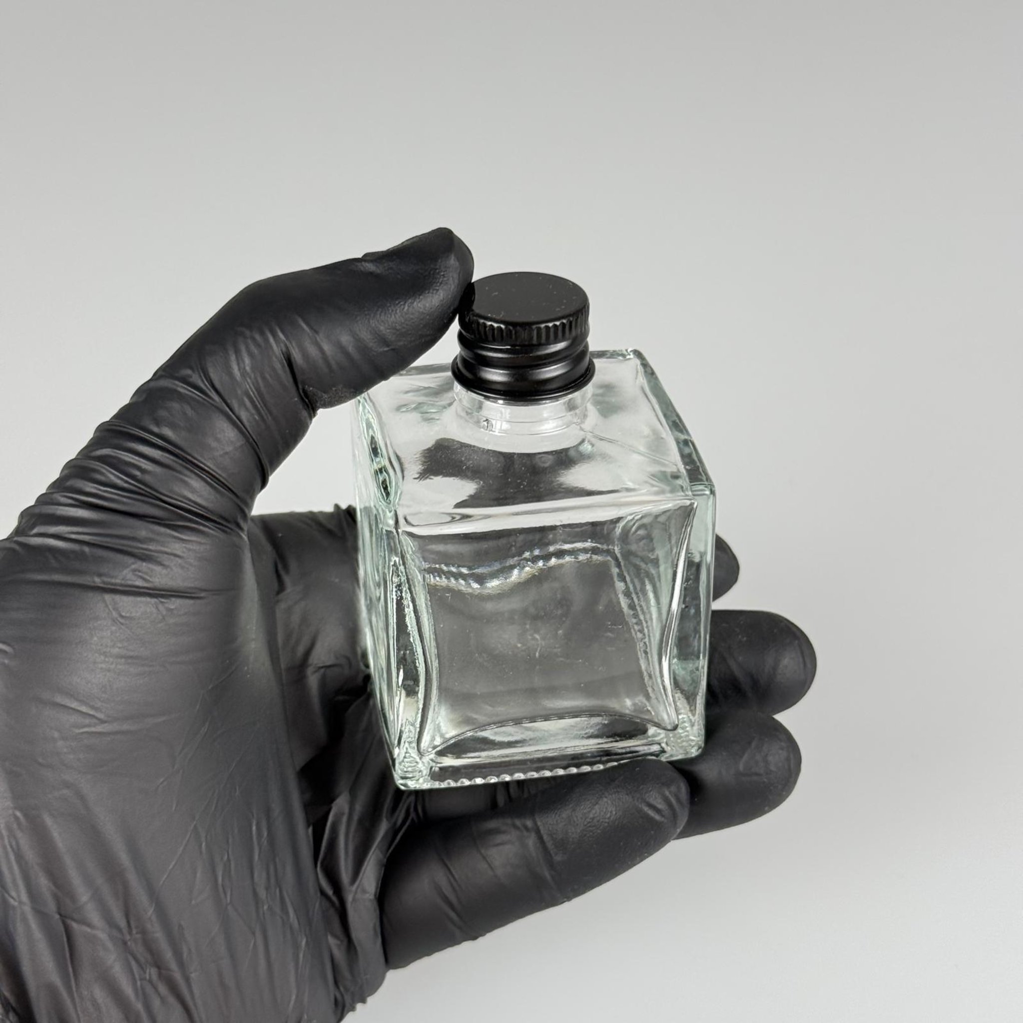50 CC KARE BAMBU ŞİŞE + SİYAH ALÜMİNYUM METAL KAPAKLI TAKIM - 50 ML ŞEFFAF CAM ŞİŞE
