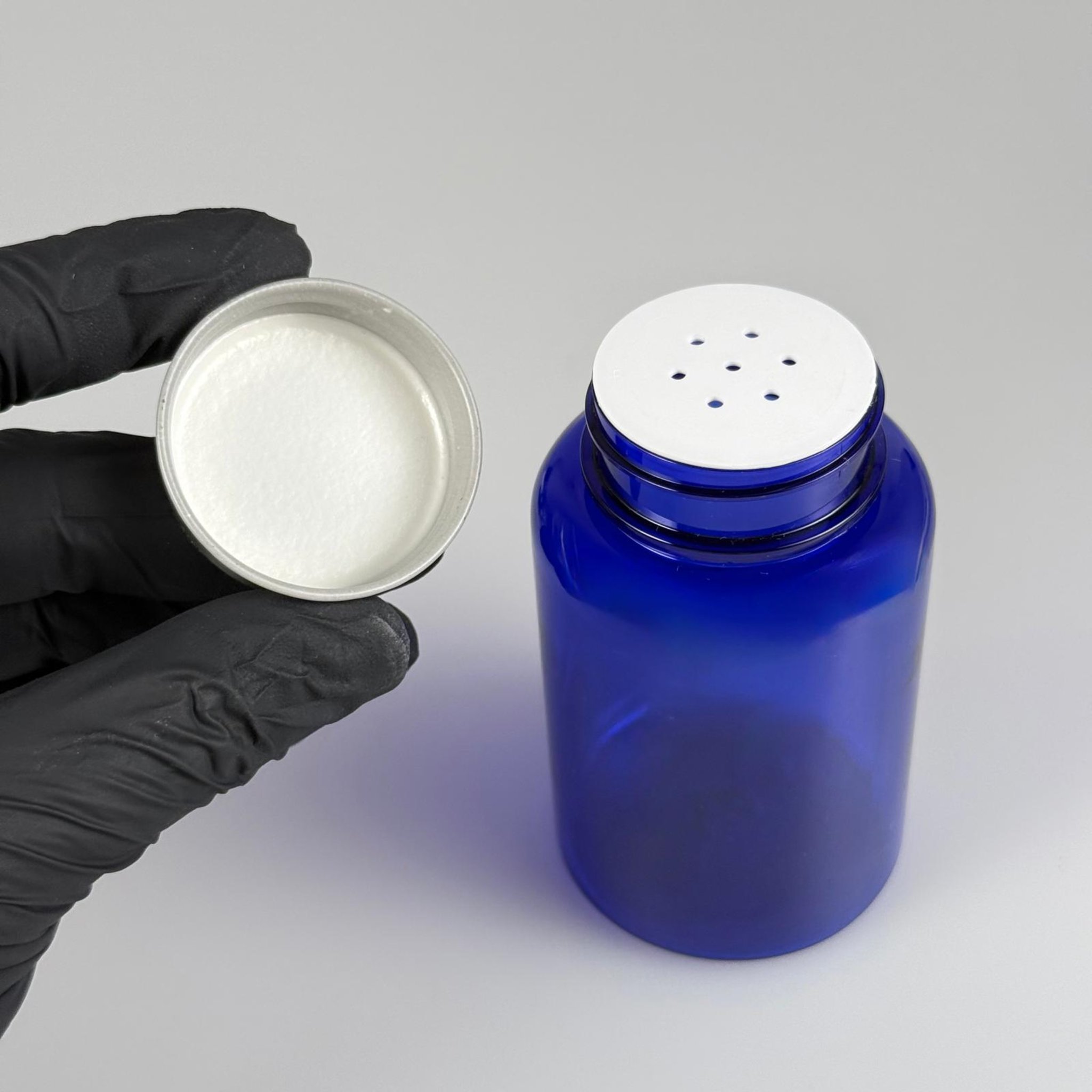 150 CC MAVİ PET PUDRA ŞİŞESİ + GÜMÜŞ METAL KAPAKLI + PUDRA TIPALI TAKIM - 150 ML PUDRA KUTUSU, EKO TUZLUK