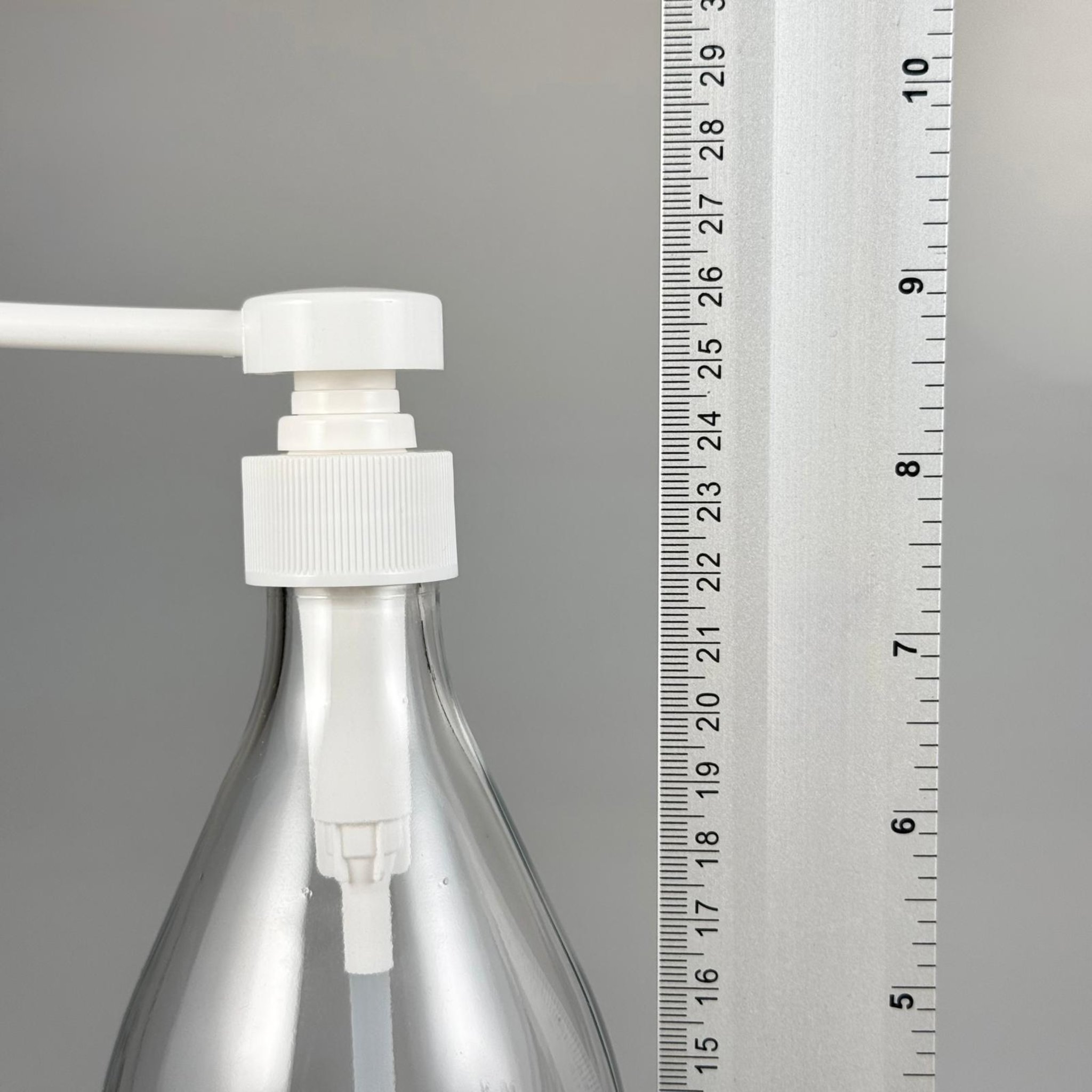 MASA ÜSTÜ İÇİN DİSPANSİYER PÜSKÜRTÜCÜ SPREY POMPALI CAM KOLONYA, DEZENFEKTAN ŞİŞESİ TAKIM - 750 ML (HORTUM YARIM CM KISA KALIR)