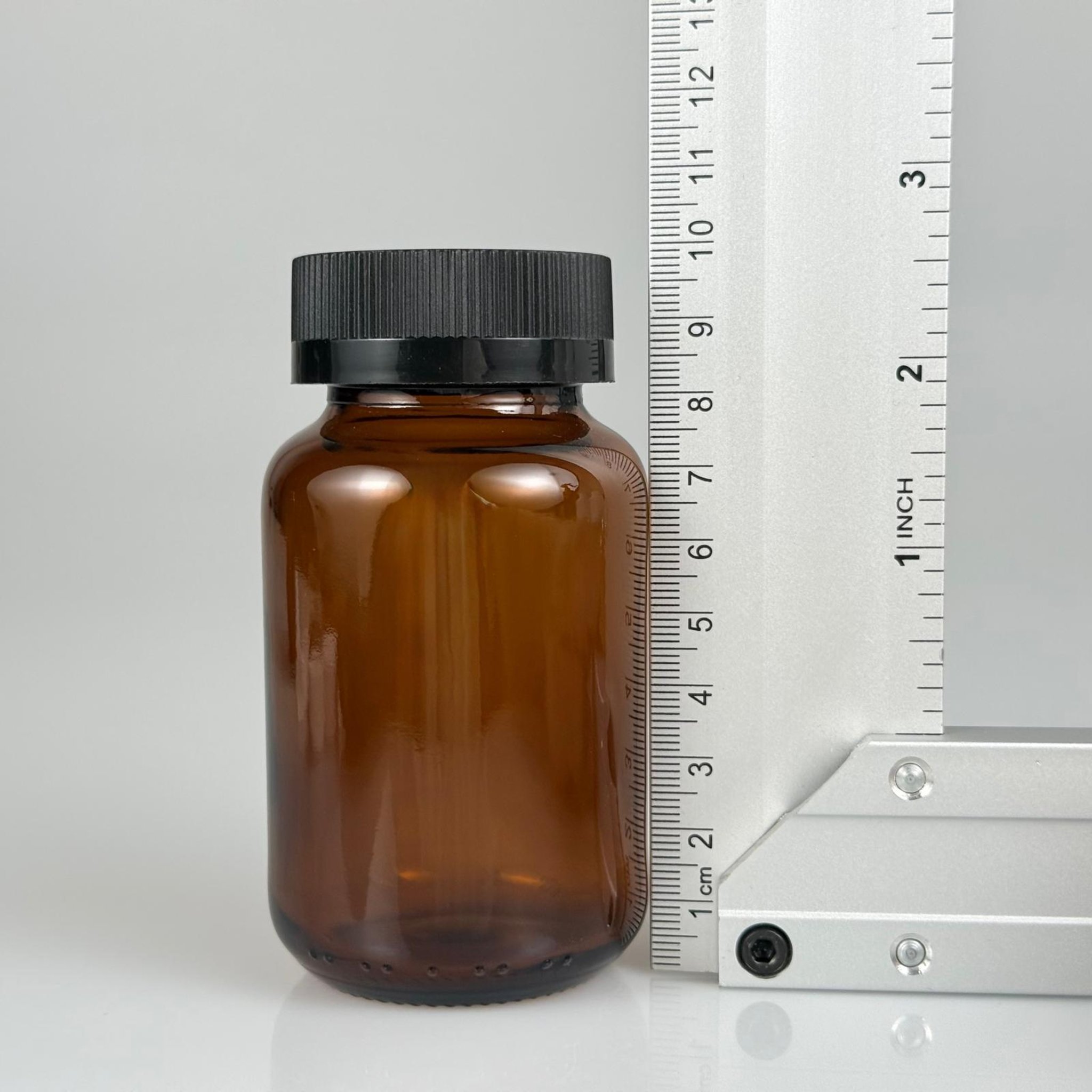 120 CC AMBER CAM TABLET ŞİŞESİ - 38 SİYAH ÇOCUK KİLİTLİ KAPAK TAKIM - 120 ML (SİLME 133 ML) KAPSÜL KUTUSU - İLAÇ ŞİŞESİ - MEDİKAL HAP ŞİŞESİ - FARMASÖTİK KAVANOZ