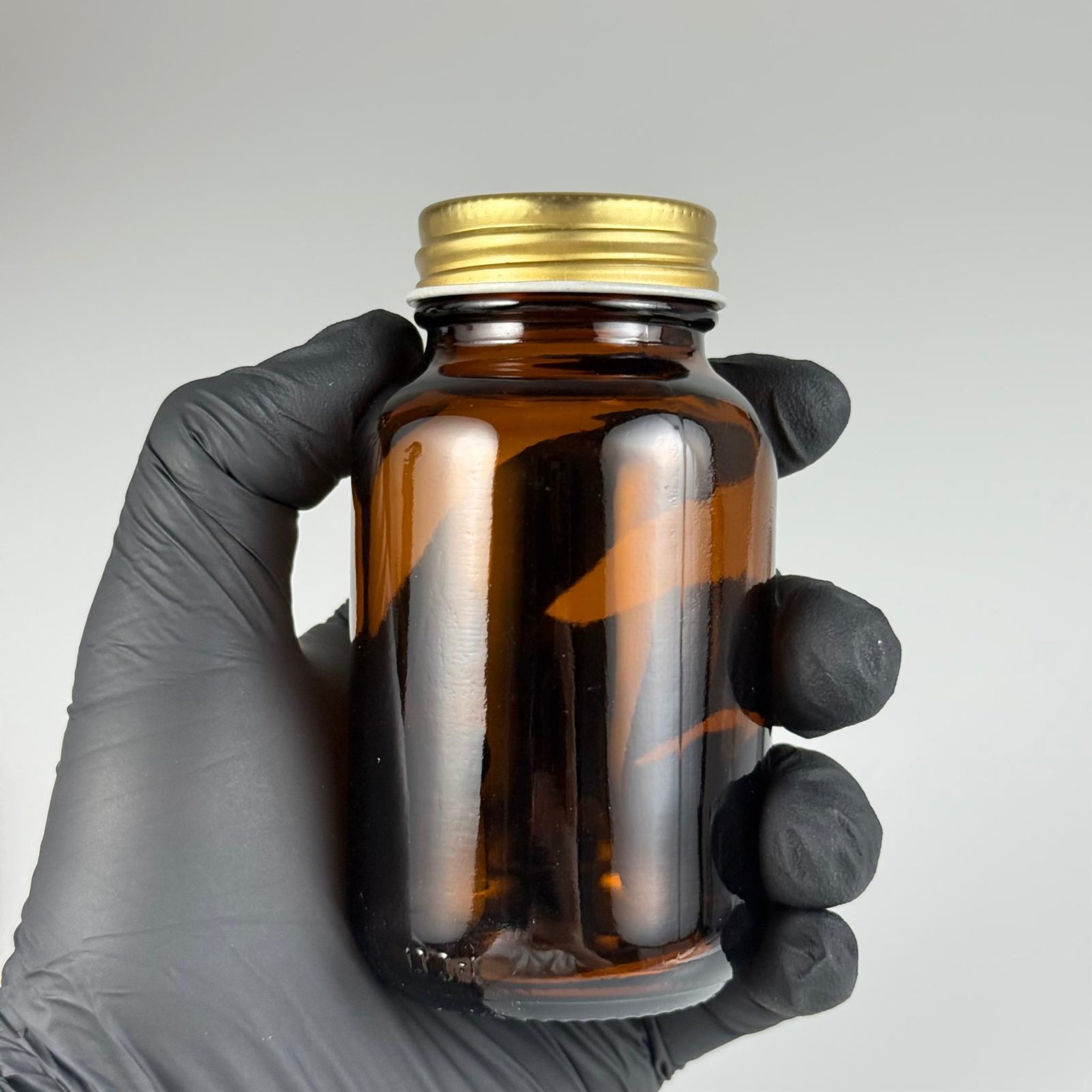 120 CC AMBER CAM TABLET ŞİŞESİ - GOLD METAL KAPAKLI + KÖPÜK CONTALI - 120 ML (SİLME 133 ML) KAPSÜL KUTUSU - İLAÇ ŞİŞESİ - MEDİKAL HAP ŞİŞESİ - FARMASÖTİK KAVANOZ - ŞİŞECAM KODU 763713