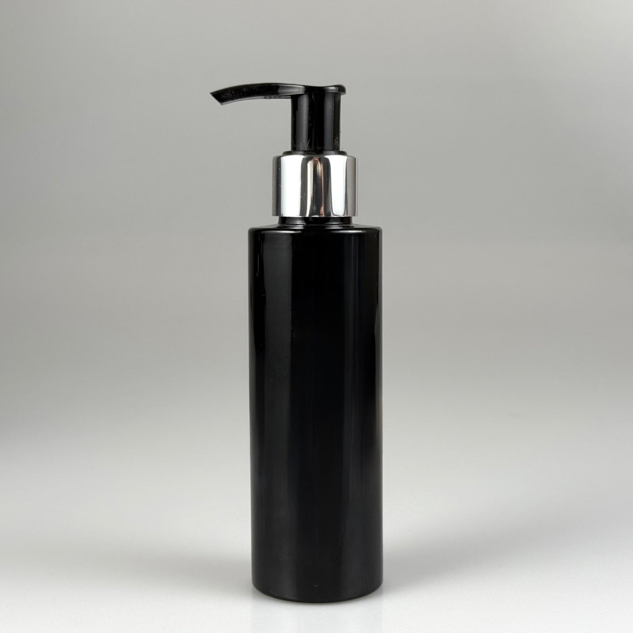 150 CC SİYAH PET ŞİŞE - GÜMÜŞ POMPALI ( ÜSTÜ SİYAH ) - 150 ML POMPALI PLASTİK ŞİŞE