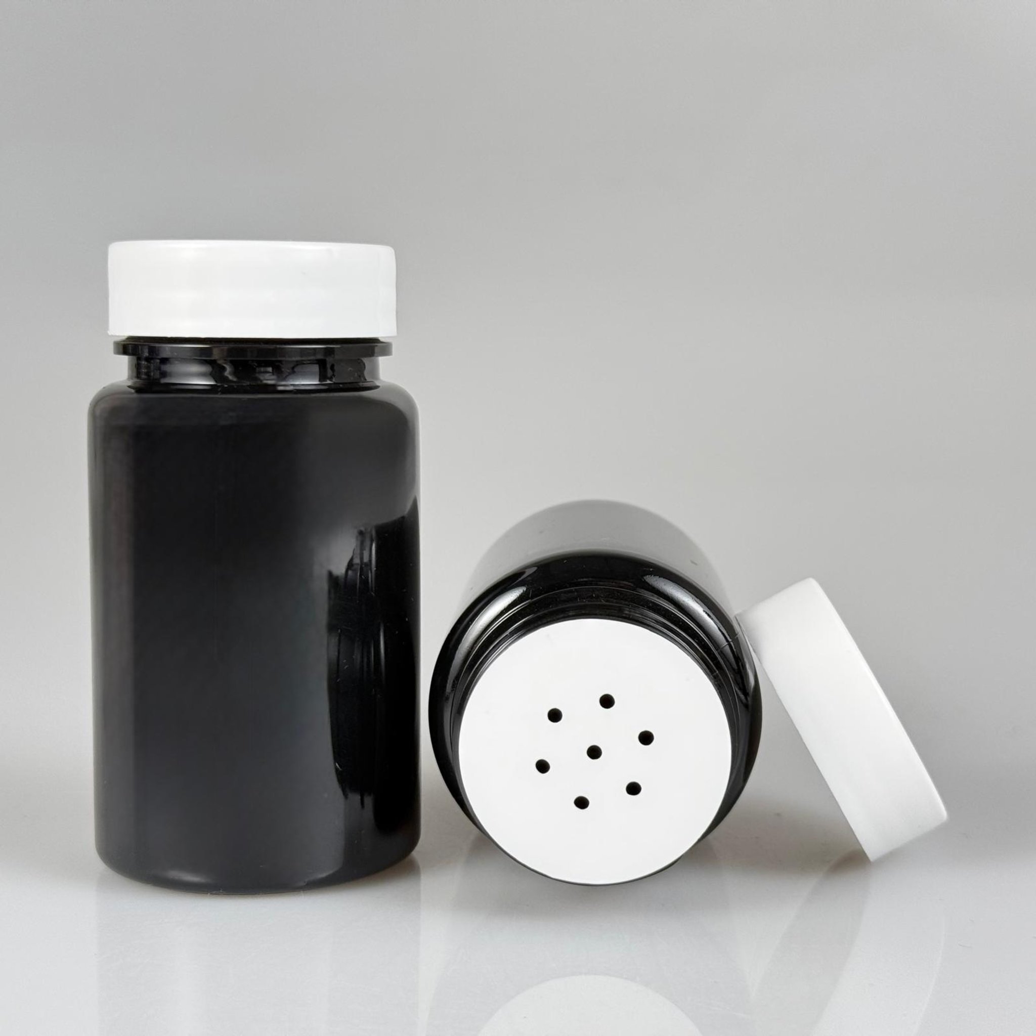 100 CC SİYAH PET PUDRA ŞİŞESİ + BEYAZ PLASTİK KAPAKLI + PUDRA TIPALI TAKIM - 100 ML PUDRA KUTUSU, EKO TUZLUK