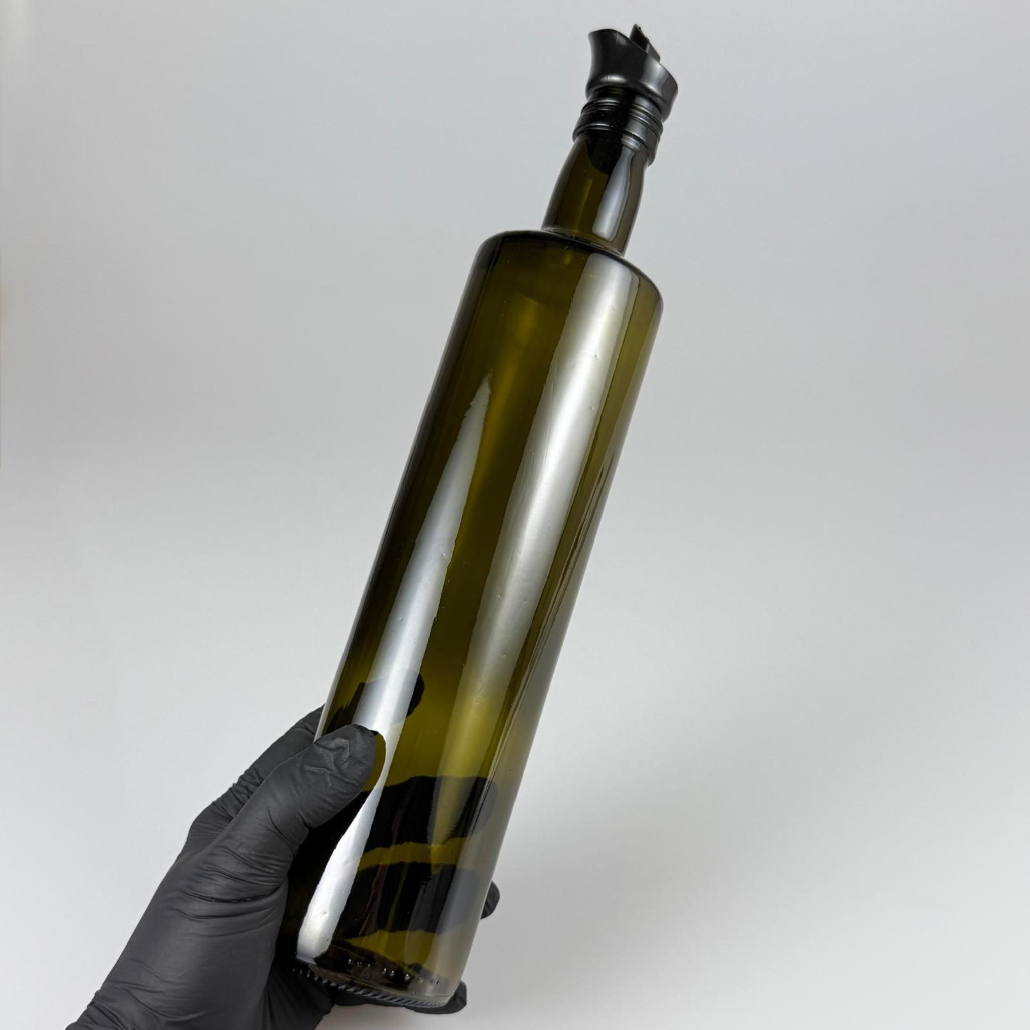 Akıtmaz Kapaklı Şık Cam Yağlık – Zeytinyağı ve Sirke İçin - Restoran Tipi 750 ML Yeşil Dorika Silindir Yağdanlık Siyah Akıtıcı Başlıklı
