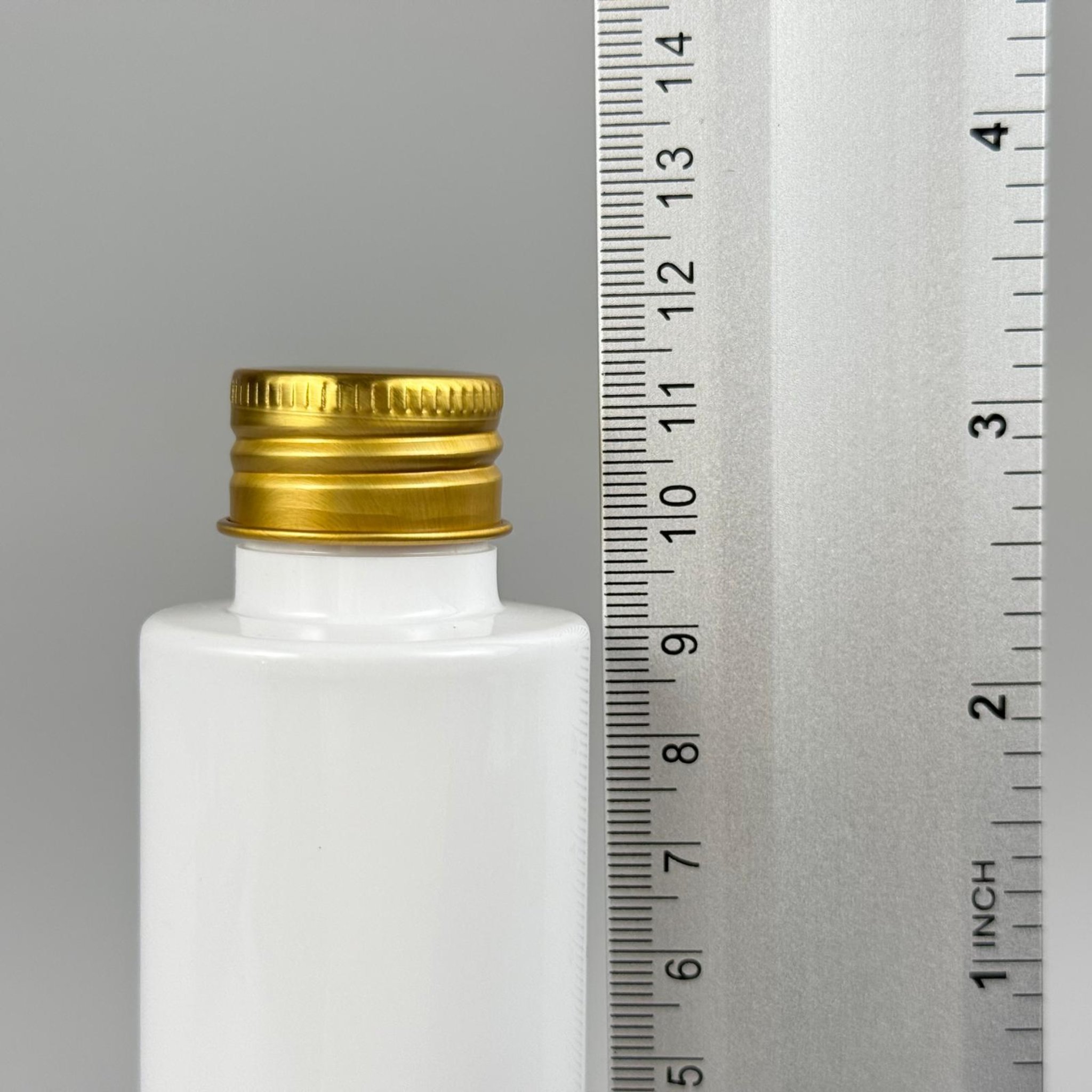 100 CC BEYAZ SİLİNDİR KESKİN KÜT MODEL SERT PET ŞİŞE ( 17 GR - 24 AĞIZ ) + KÖPÜK CONTALI GOLD METAL ALÜMİNYUM KAPAK + KOLONYA TIPALI TAKIM - 100 ML KAPAKLI BEYAZ PLASTİK ŞİŞELER