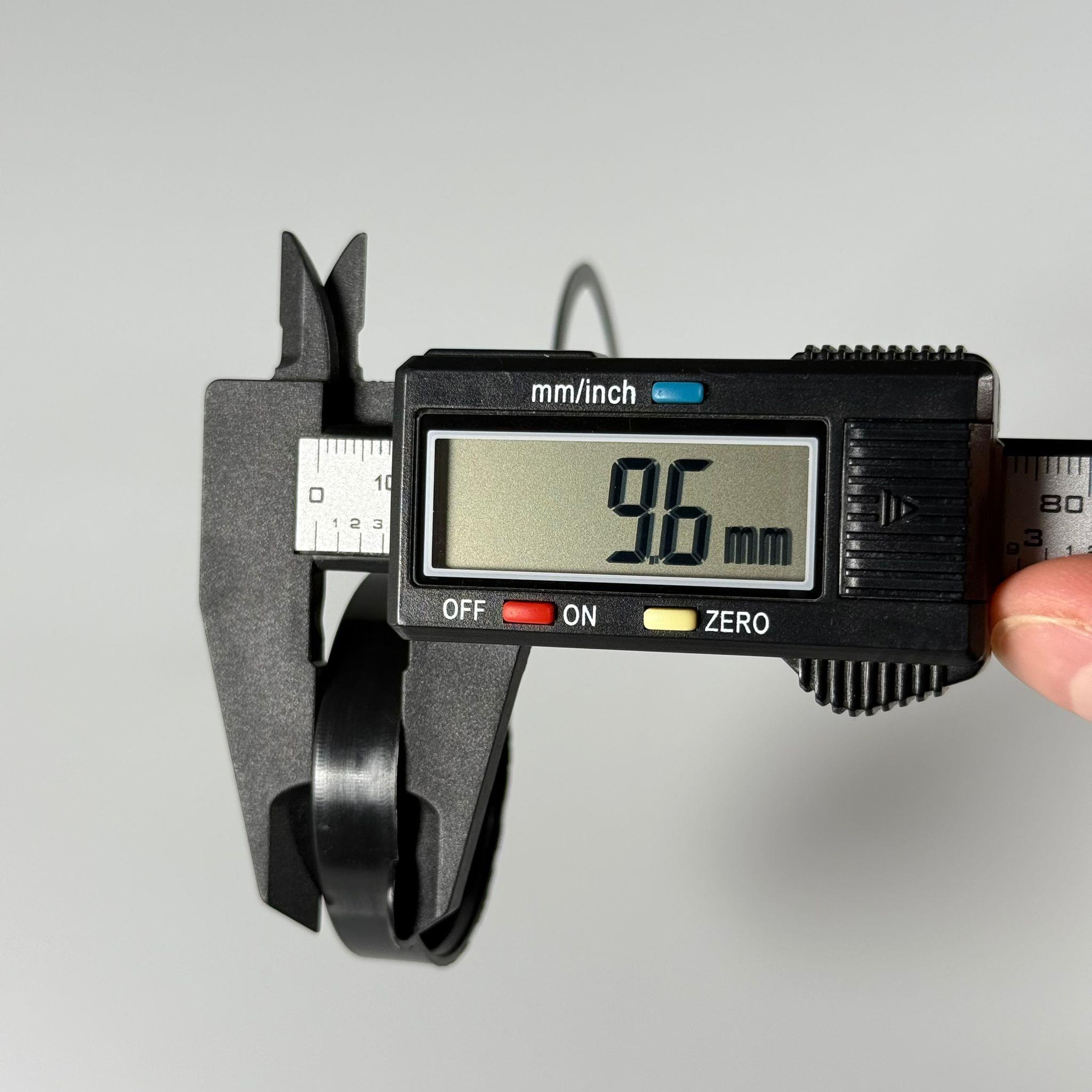 44 - 11 MM PLASTİK AYRAN KAPAĞI GEÇMELİ KAPAK - CAM SÜT ŞİŞESİ KAPAĞI - SÜTAŞ CAM AYRAN ŞİŞESİ KAPAĞI - NOSTALJİ SÜT AYRAN KAPAK - SİYAH