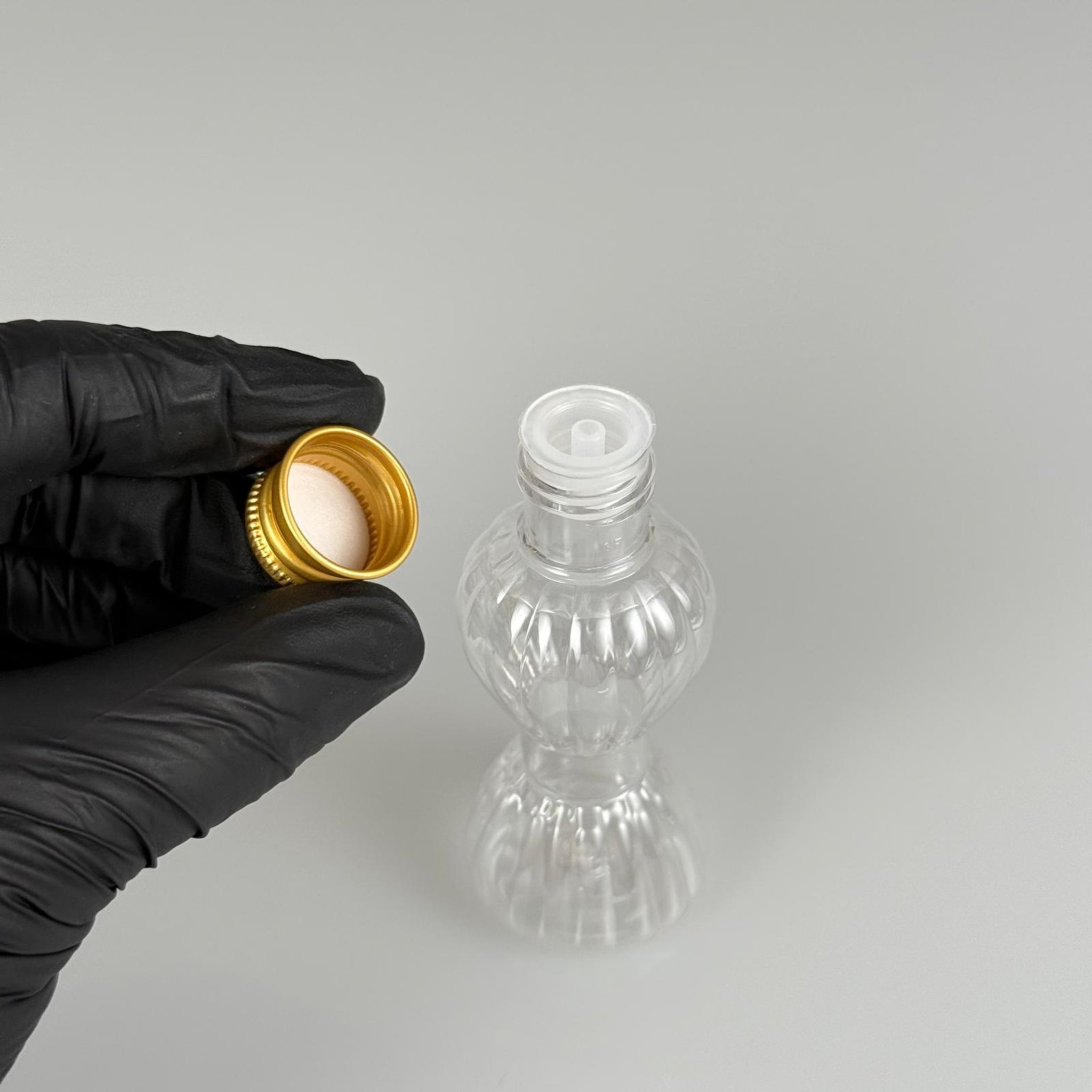 40 CC MİNİ PIRLANTA ŞİŞE + KÖPÜK CONTALI GOLD ALÜMİNYUM METAL KAPAKLI + DAMLALIKLI KOLONYA TIPALI TIPALI TAKIM - 40 ML CAMPET ŞİŞE