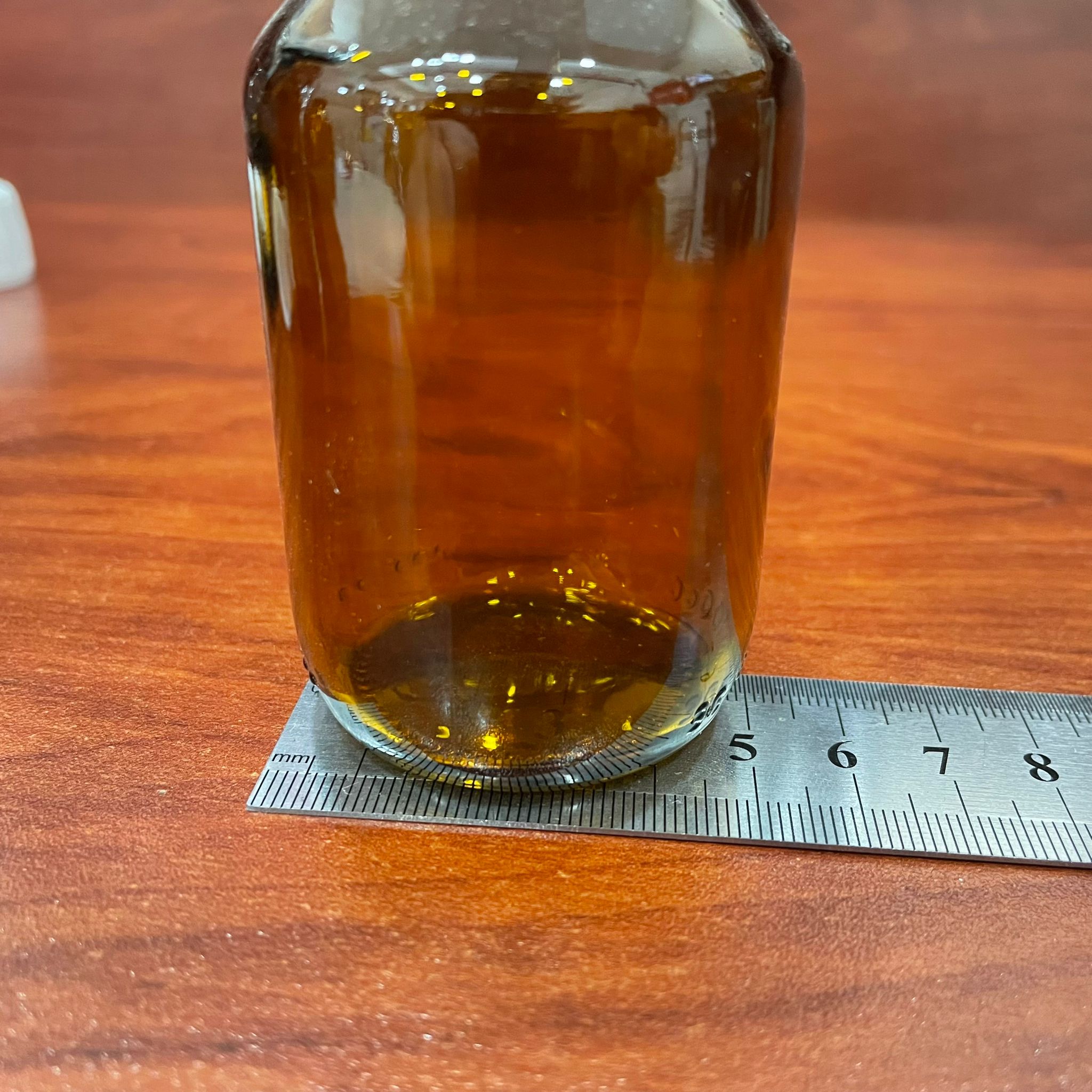 100 CC AMBER CAM ŞİŞE TOMBUL -KAPAKSIZ (28 AĞIZ) - 100 ML CAM ŞİŞE - KAHVERENGİ ECZA ŞİŞESİ