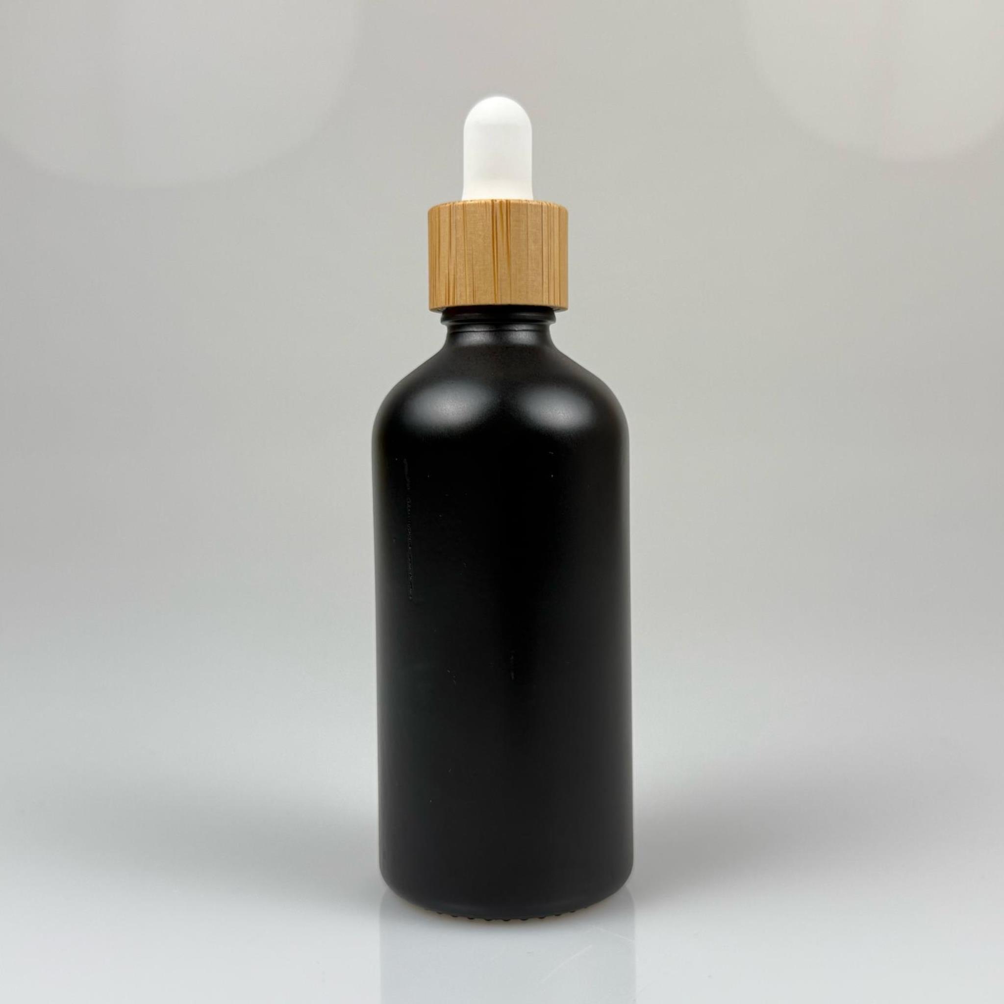 100 CC MAT SİYAH CAM DAMLALIKLI ŞİŞE - BEYAZ EMZİK - BAMBU AHŞAP KAPAK - 100 ML BAMBU KAPAKLI CAM DAMLALIKLI ŞİŞE