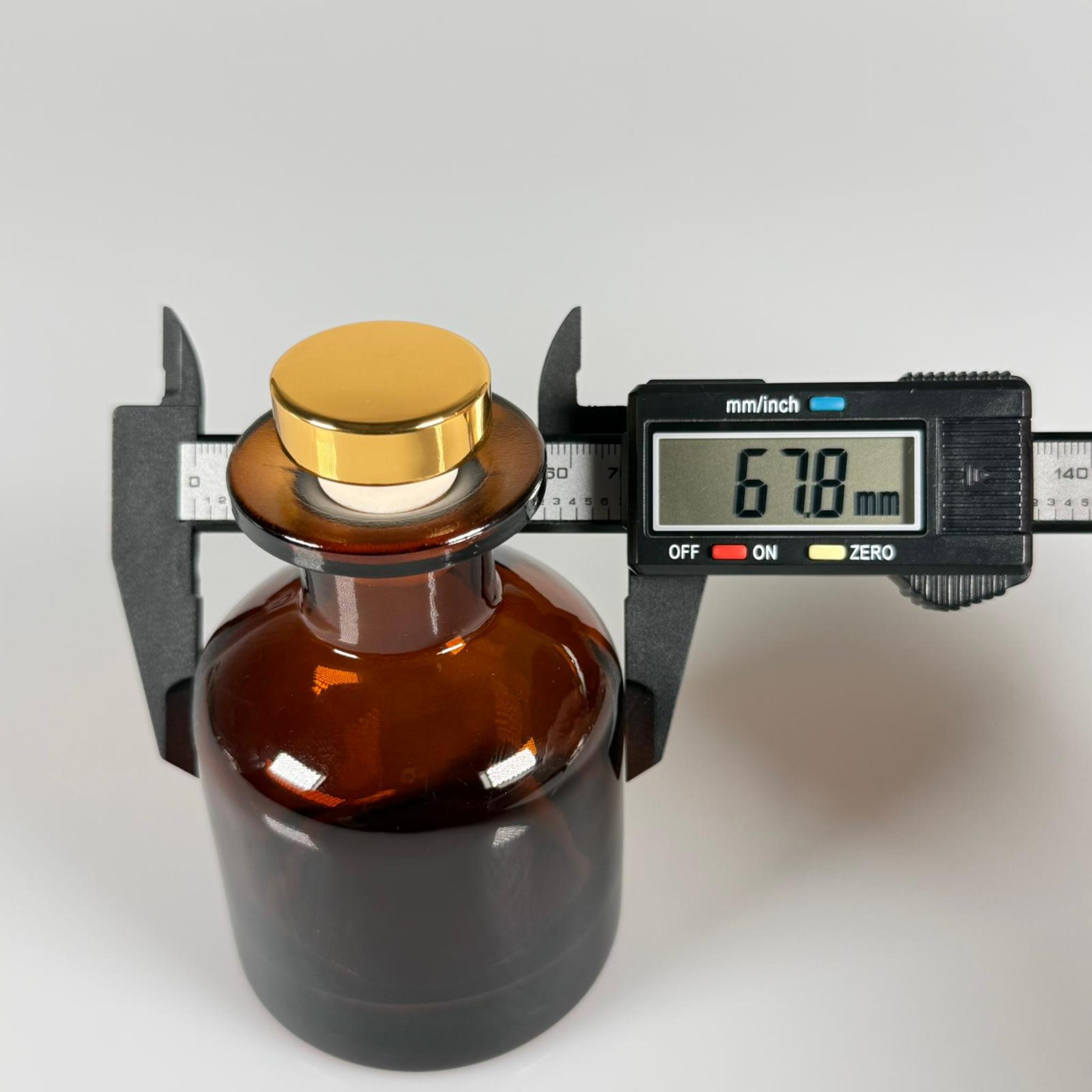 150 CC AMBER SİLİNDİR BAMBU CAM ESANS ŞİŞESİ - 150 ML KOKU, ESANS, PARFÜMERİ ŞİŞESİ - GOLD MANTAR TIPALI TAKIM