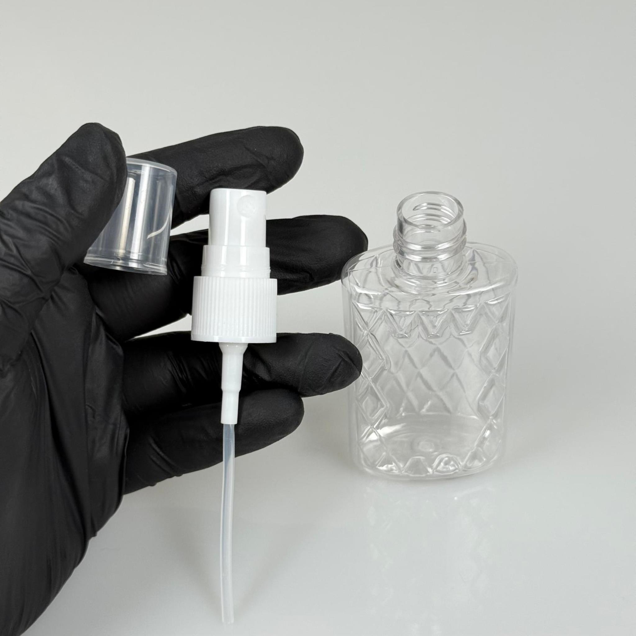 50 CC ŞEFFAF PET KÖŞELİ PARFÜM ŞİŞESİ  - BEYAZ SPREYLİ - 50 ML PLASTİK PARFÜM - KOLONYA ŞİŞESİ