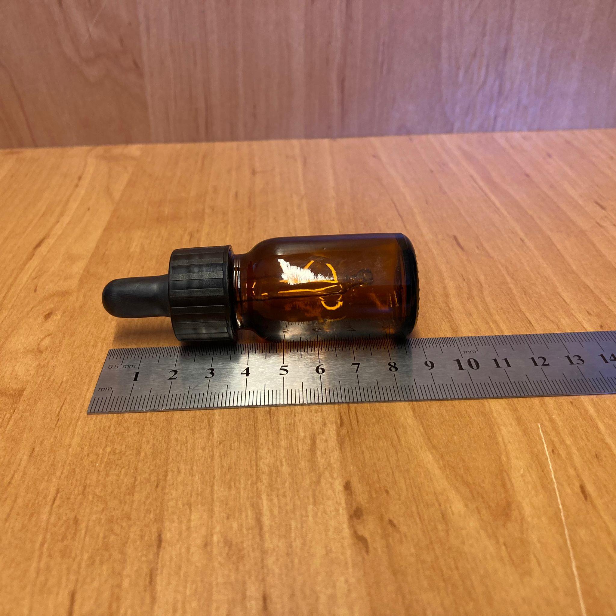 20 CC AMBER CAM DAMLALIKLI ŞİŞE YENİ - SİYAH EMZİK - SİYAH PLASTİK KAPAK - 20 ML KAHVERENGİ CAM DAMLALIKLI ŞİŞE