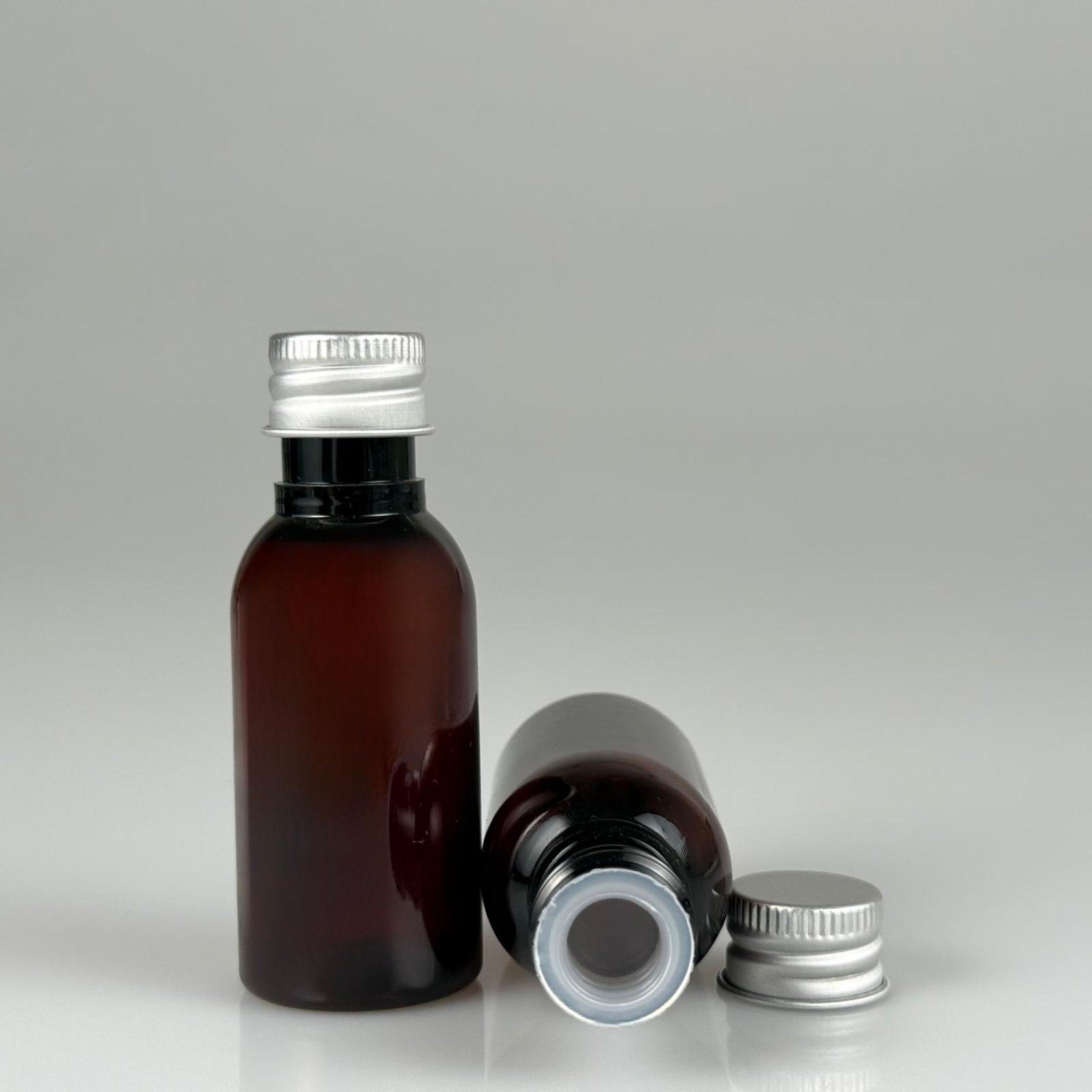 35 CC AMBER PET ŞİŞE - KÖPÜK CONTALI GÜMÜŞ ALÜMİNYUM METAL KAPAKLI + KÖR TIPALI TAKIM - 35 ML KAHVERENGİ PET ŞİŞE