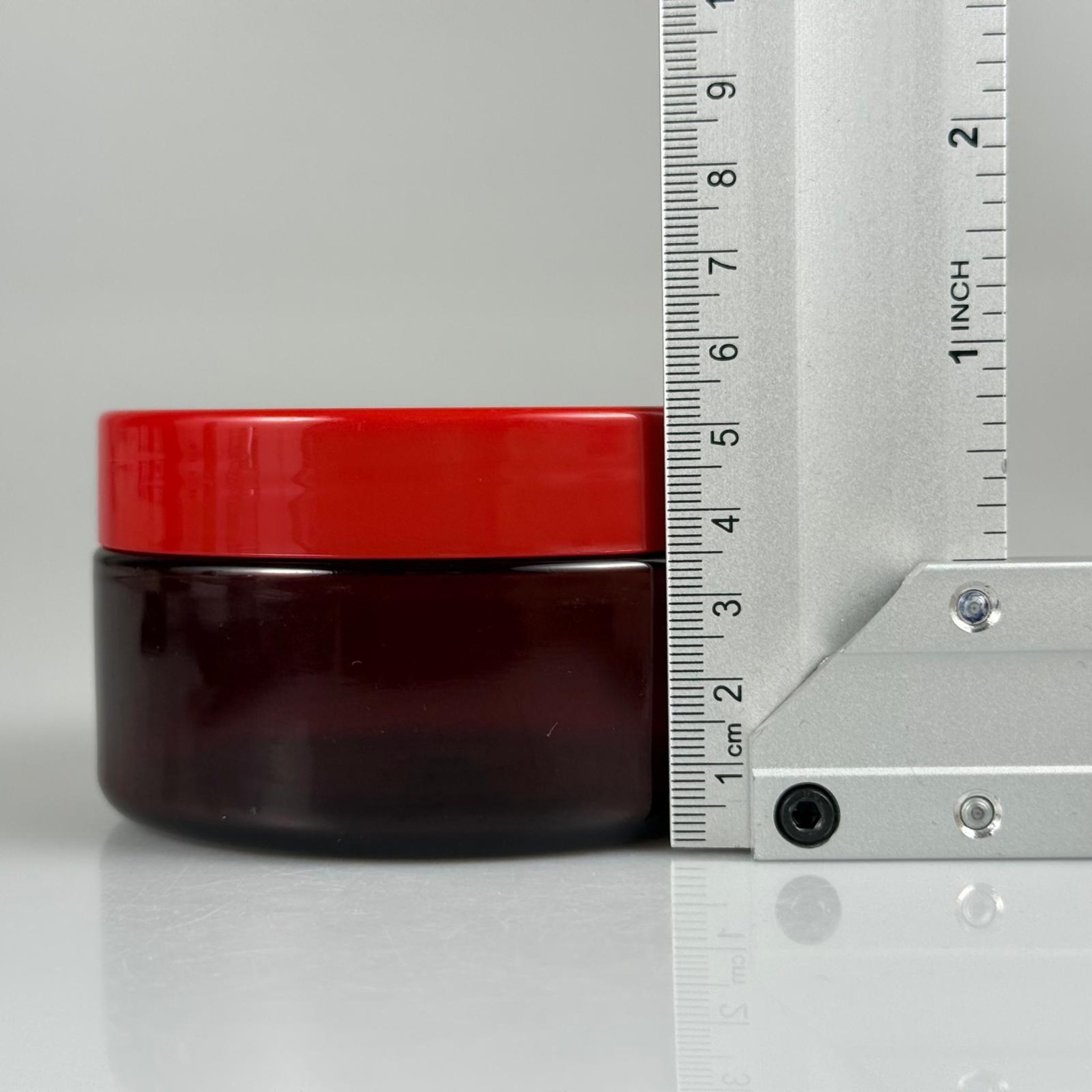 200 CC SERT PLASTİK AMBER KAVANOZ - KIRMIZI KAPAKLI  + PLASTİK TIPALI TAKIM - 200 ML KAHVERENGİ KAVANOZ