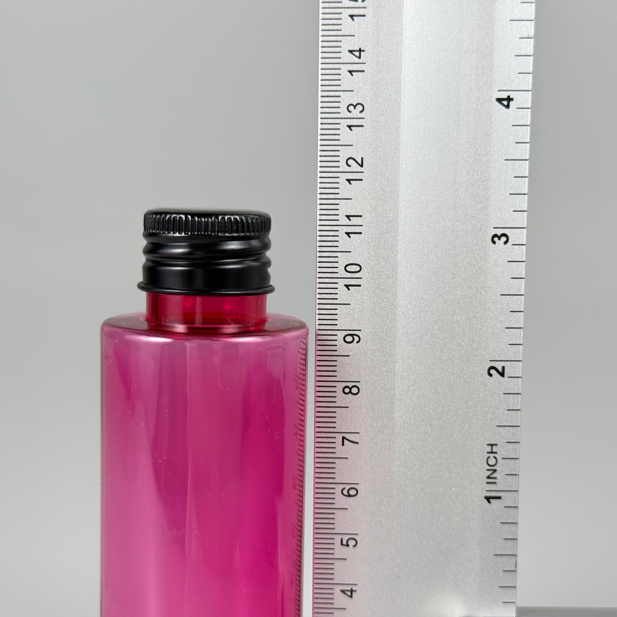100 CC PEMBE SİLİNDİR KESKİN KÜT MODEL SERT PET ŞİŞE (17 GR - 24 AĞIZ ) + KÖPÜK CONTALI SİYAH METAL ALÜMİNYUM KAPAK + KOLONYA TIPALI TAKIM - 100 ML KAPAKLI PEMBE PET ŞİŞELER