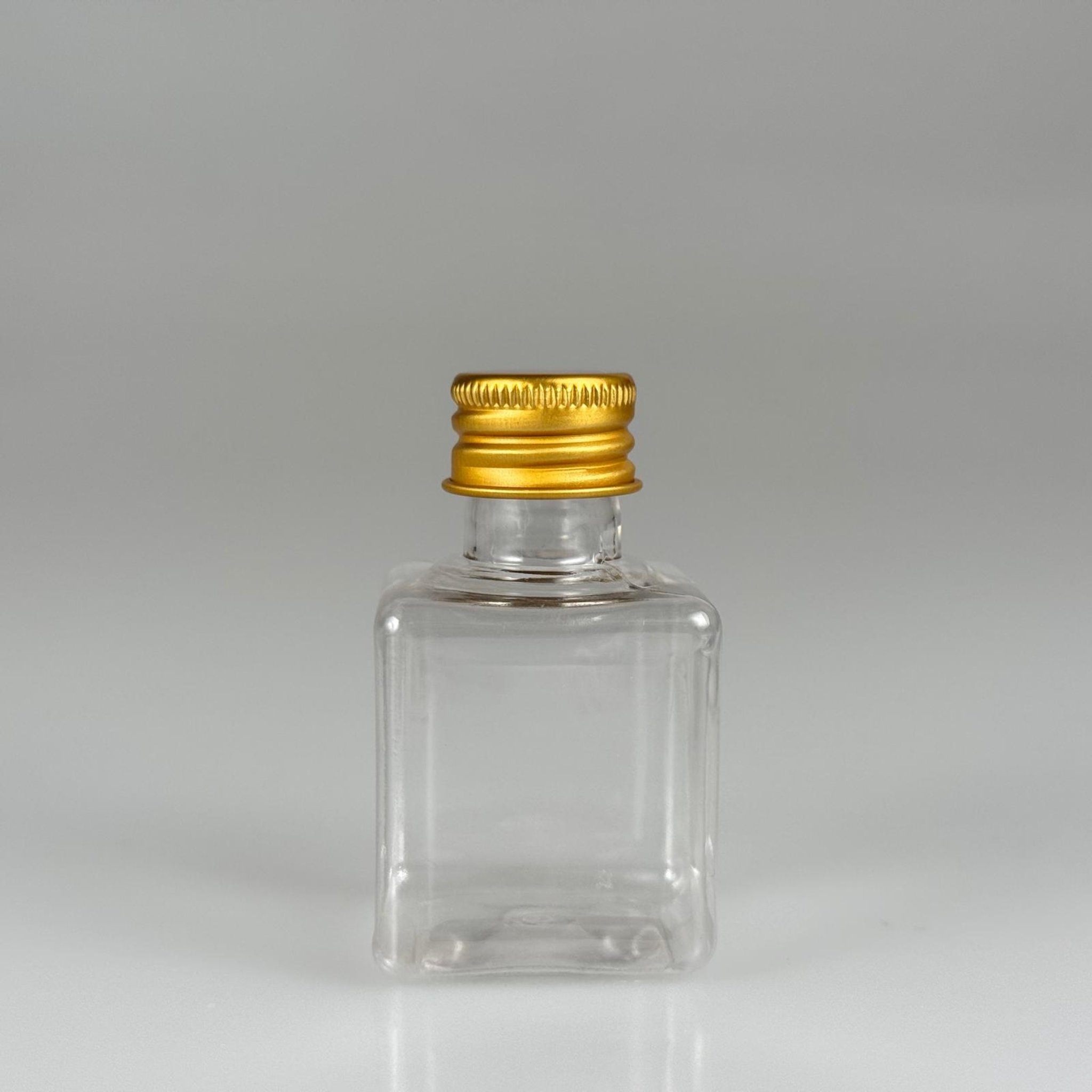 35 CC ŞEFFAF KARE PET ŞİŞE - KÖPÜK CONTALI GOLD ALÜMİNYUM METAL KAPAKLI TAKIM - 35 ML ŞEFFAF KARE PET ŞİŞE