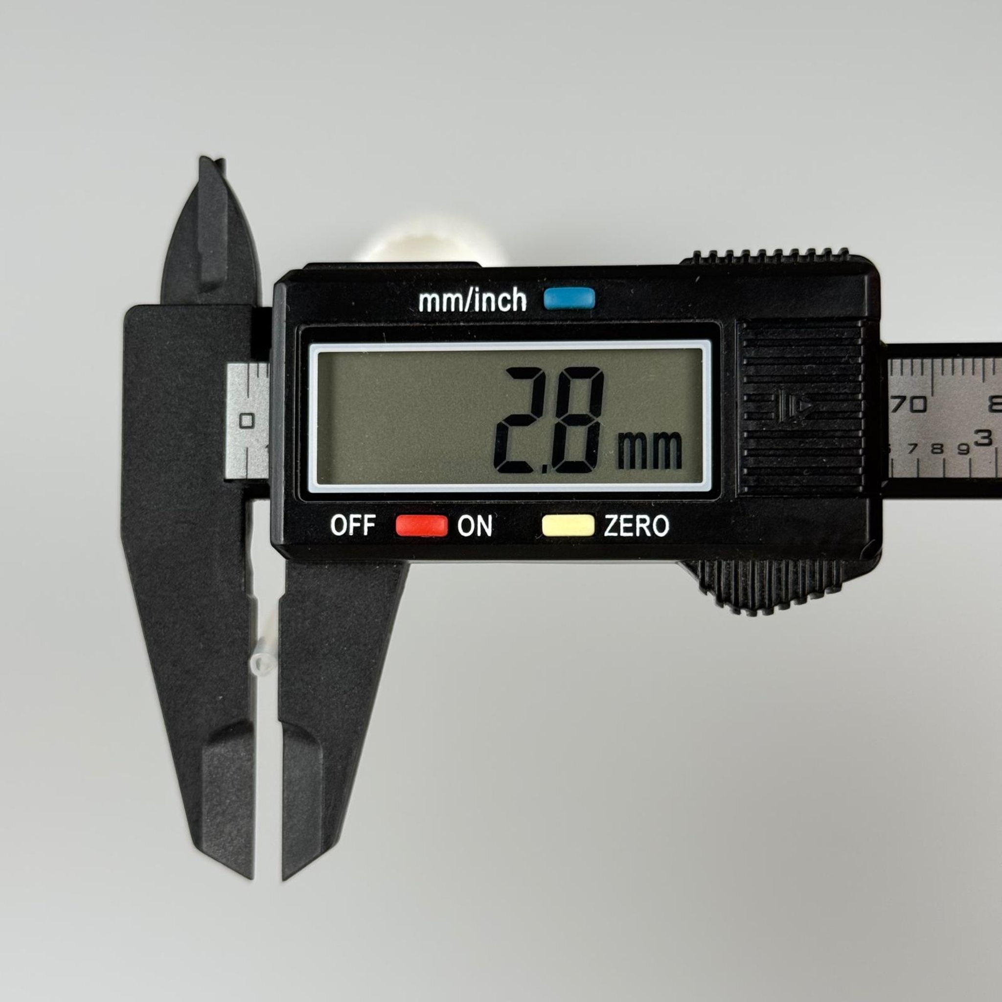25 MM SPREY BEYAZ
