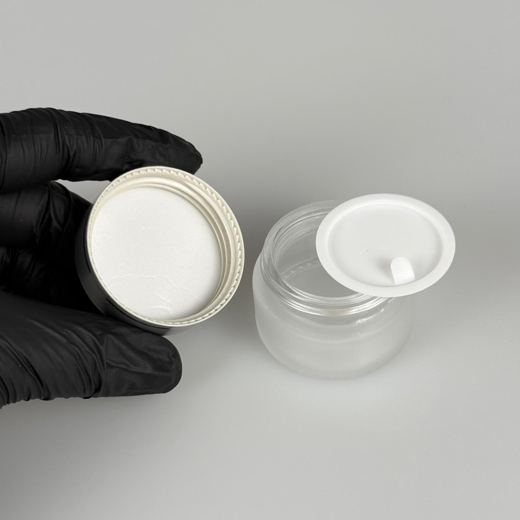 20 CC CAM BUZLU KREM KAVANOZU - GÜMÜŞ  KAPAKLI İÇ CONTALI - 20 ML BUZLU CAM KREM KAVANOZU - BUZLU MUM KAVANOZU