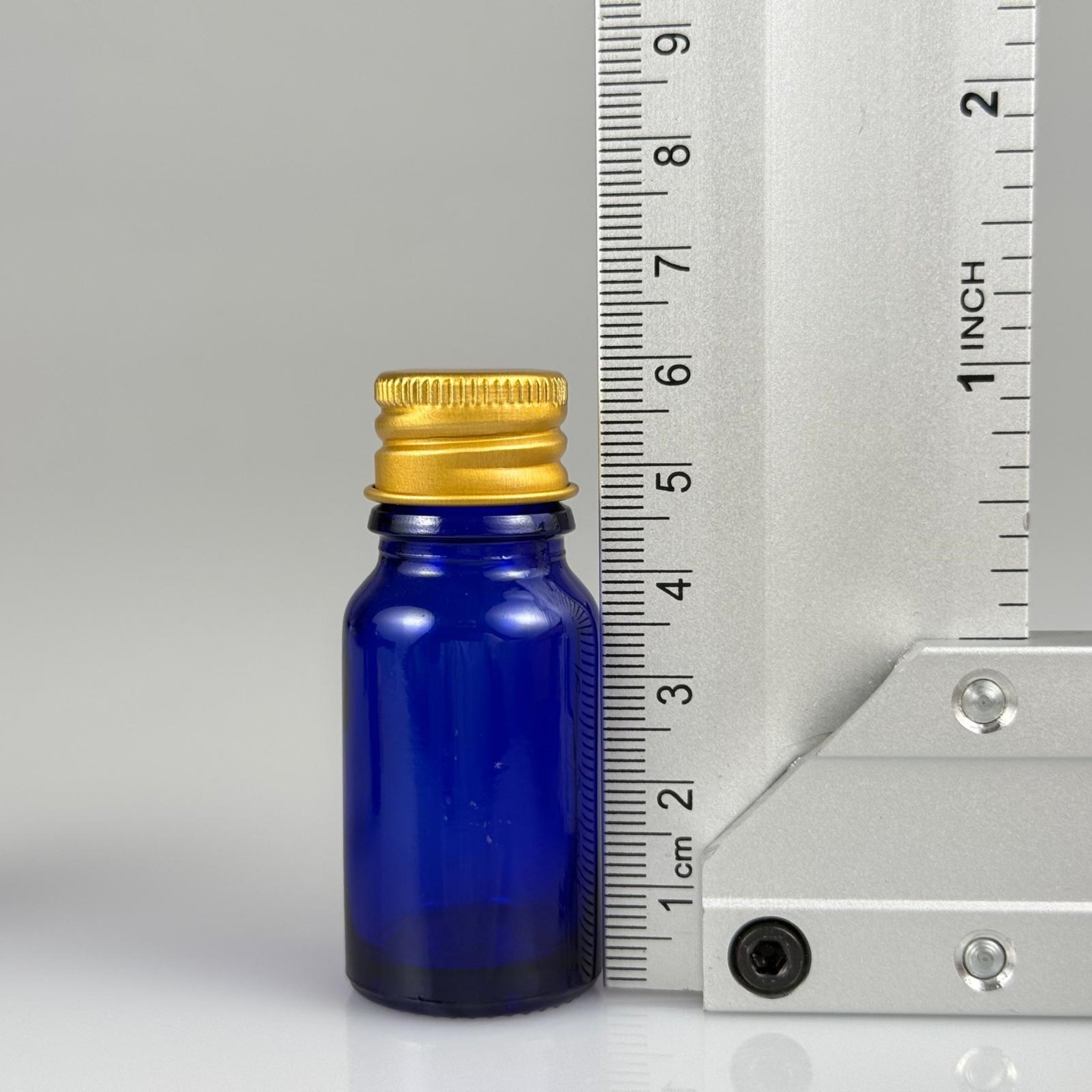 10 CC MAVİ CAM ŞİŞE + KÖPÜK CONTALI GOLD ALÜMİNYUM METAL KAPAKLI + KÖR TIPALI TAKIM - 10 ML MAVİ CAM ŞİŞE