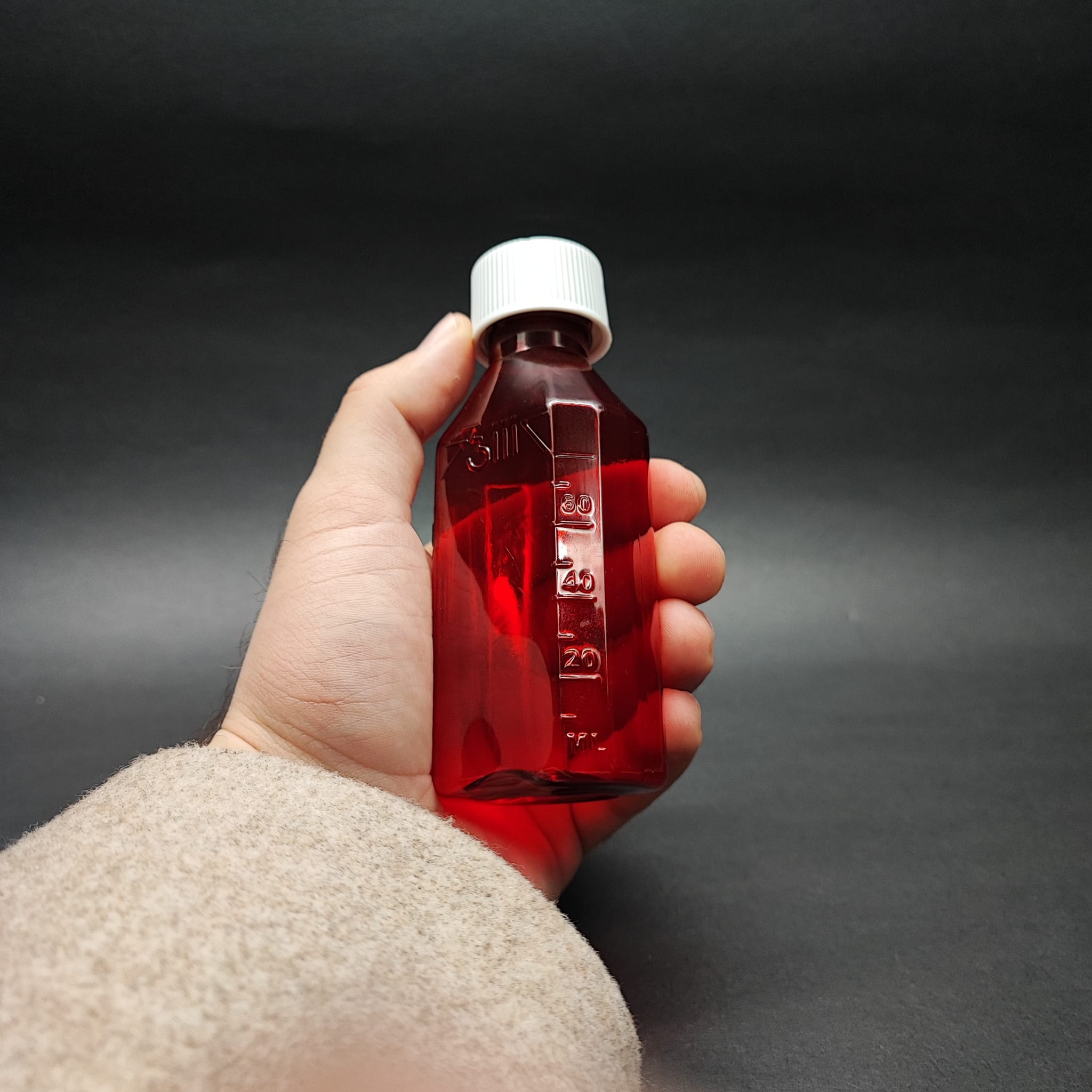80 CC ÖLÇEKLİ PET ŞİŞE - BEYAZ ÇOCUK KİLİTLİ KAPAKLI - 80 ML VE OZ ÖLÇÜLÜ KIRMIZI PET ŞİŞE