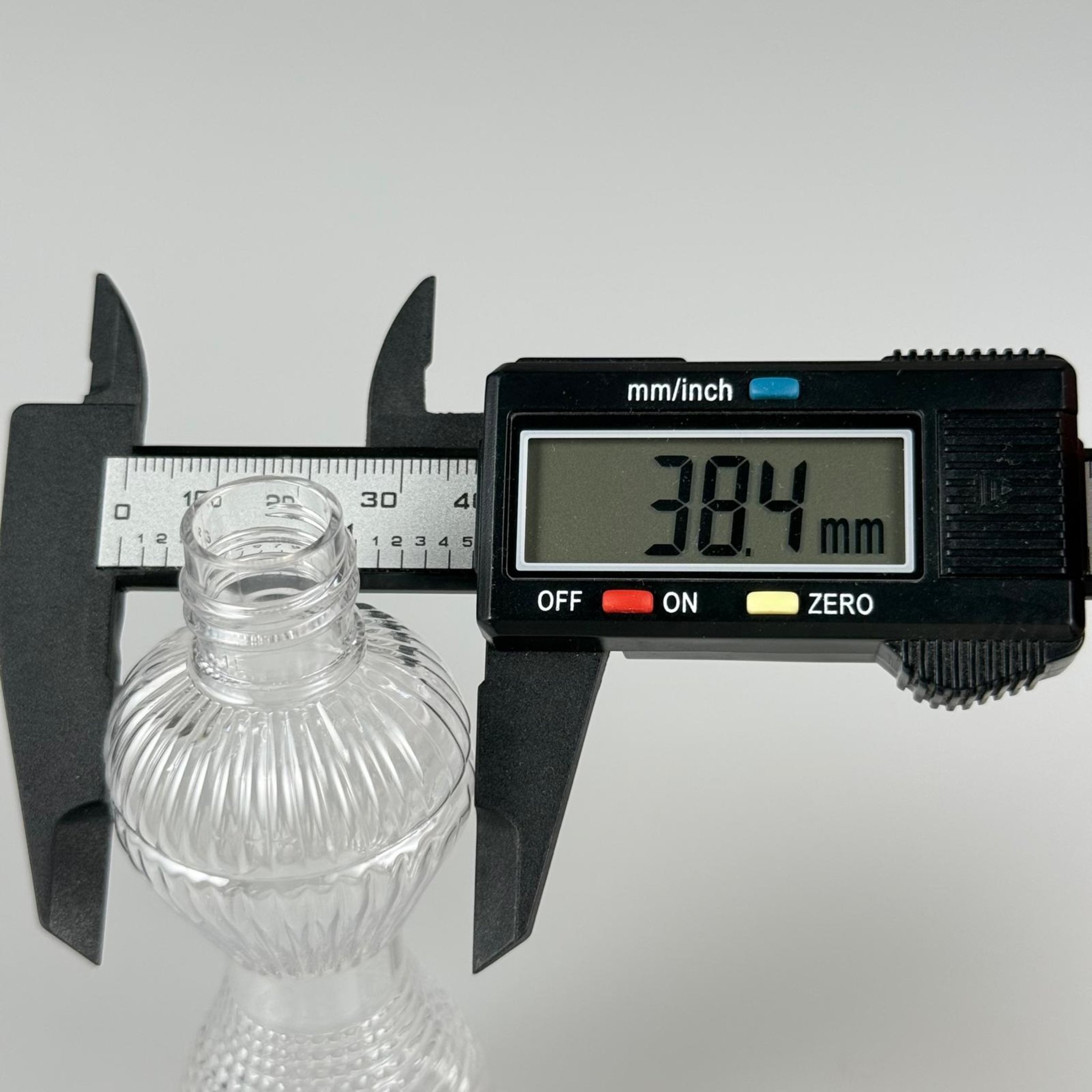 50 CC MİNİ PIRLANTA ŞİŞE + KÖPÜK CONTALI SİYAH ALÜMİNYUM METAL KAPAKLI TAKIM - 50 ML PLASTİK CAMPET ŞİŞE