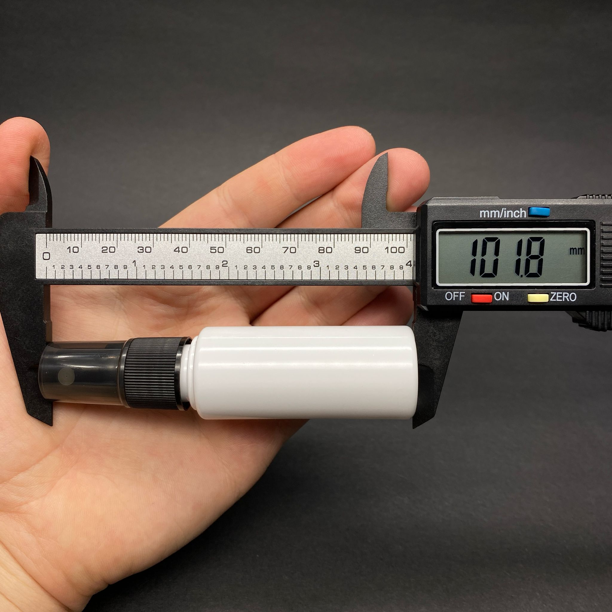 30 CC BEYAZ PET ŞİŞE - SİYAH SPREYLİ TESTER 30 ML PLASTİK ŞİŞE