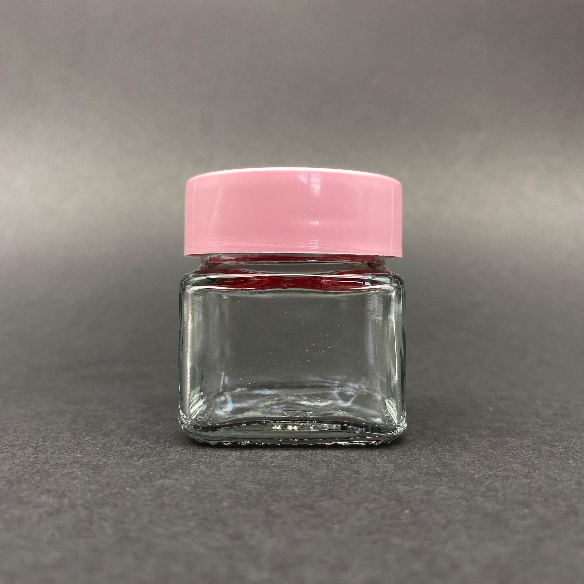 40 CC KARE KAVANOZ - PEMBE PLASTİK KAPAKLI - 40 ML KÖŞELİ TİP CAM KAVANOZ