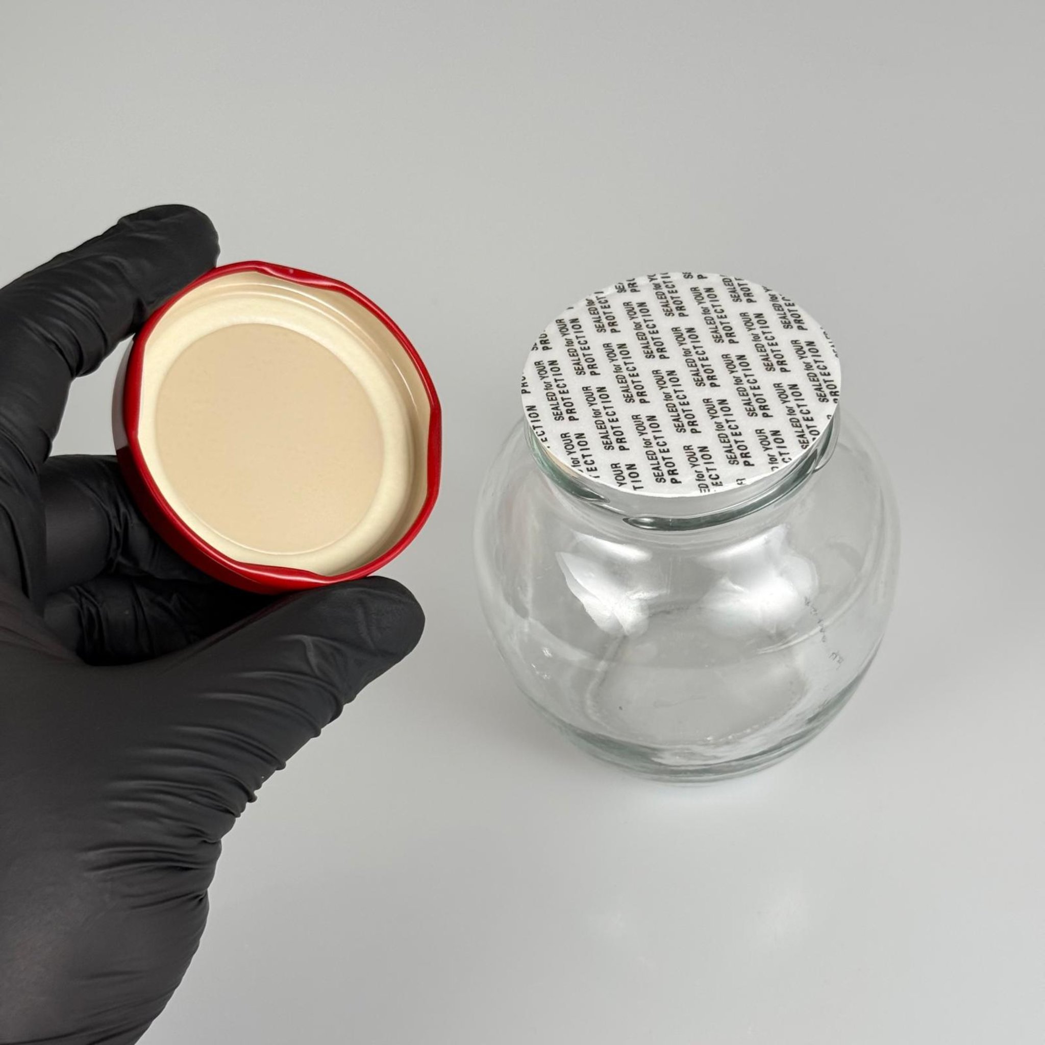 210 CC YUMURTA KAVANOZ + KIRMIZI METAL KAPAKLI + KENDİNDEN YAPIŞKANLI KÖPÜK CONTALI TAKIM - 210 ML OVAL TİP CAM KAVANOZ