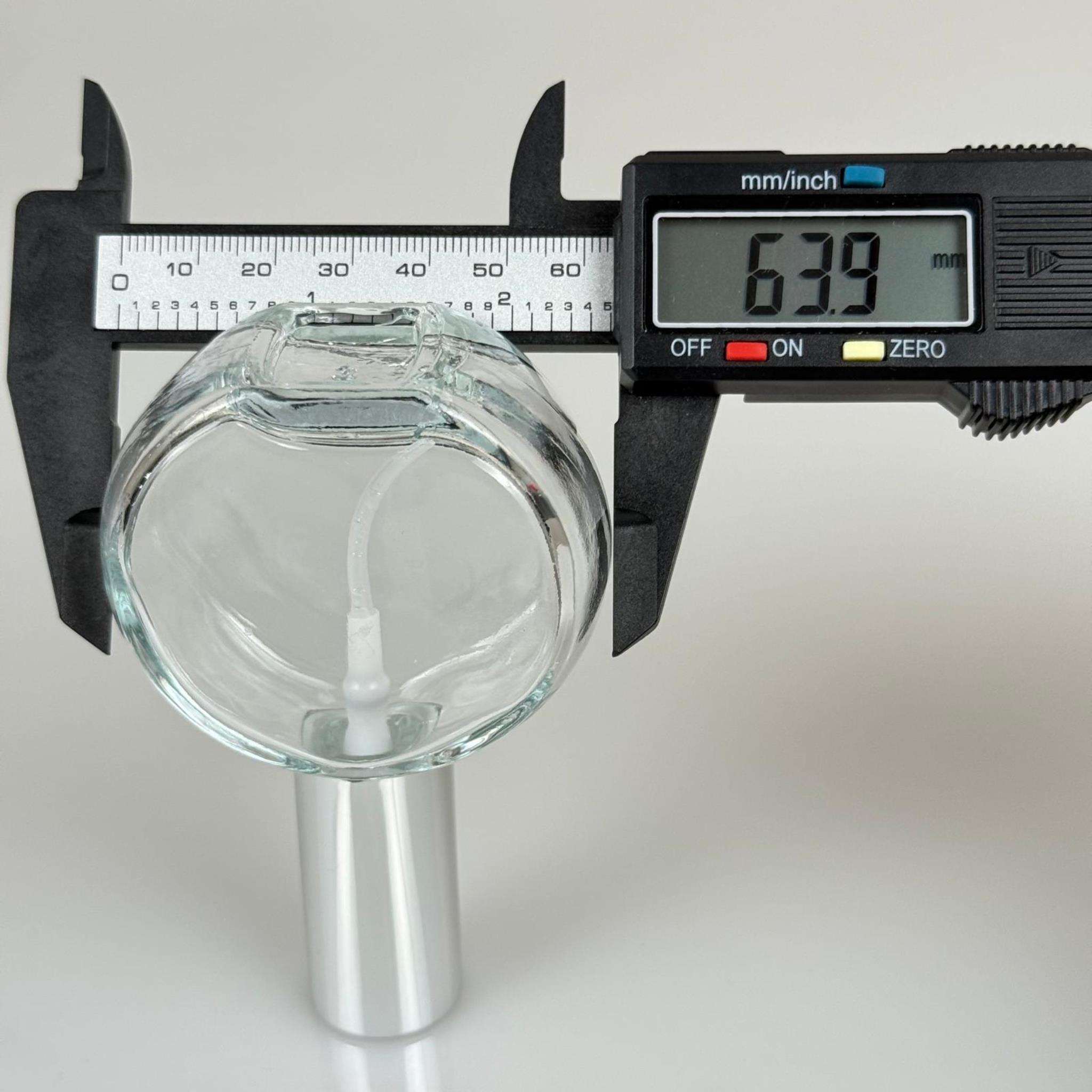 50 CC OVAL YUVARLAK CAM ŞİŞE + GÜMÜŞ SPREY FISFIS - 50 ML HEDİYELİK CAM KOLONYA ŞİŞESİ - DÜĞÜN, NİŞAN, SÖZ, KINA, CENAZE, PROMOSYON, PARFÜM İÇİN HEDİYELİK KOLONYA ŞİŞELERİ