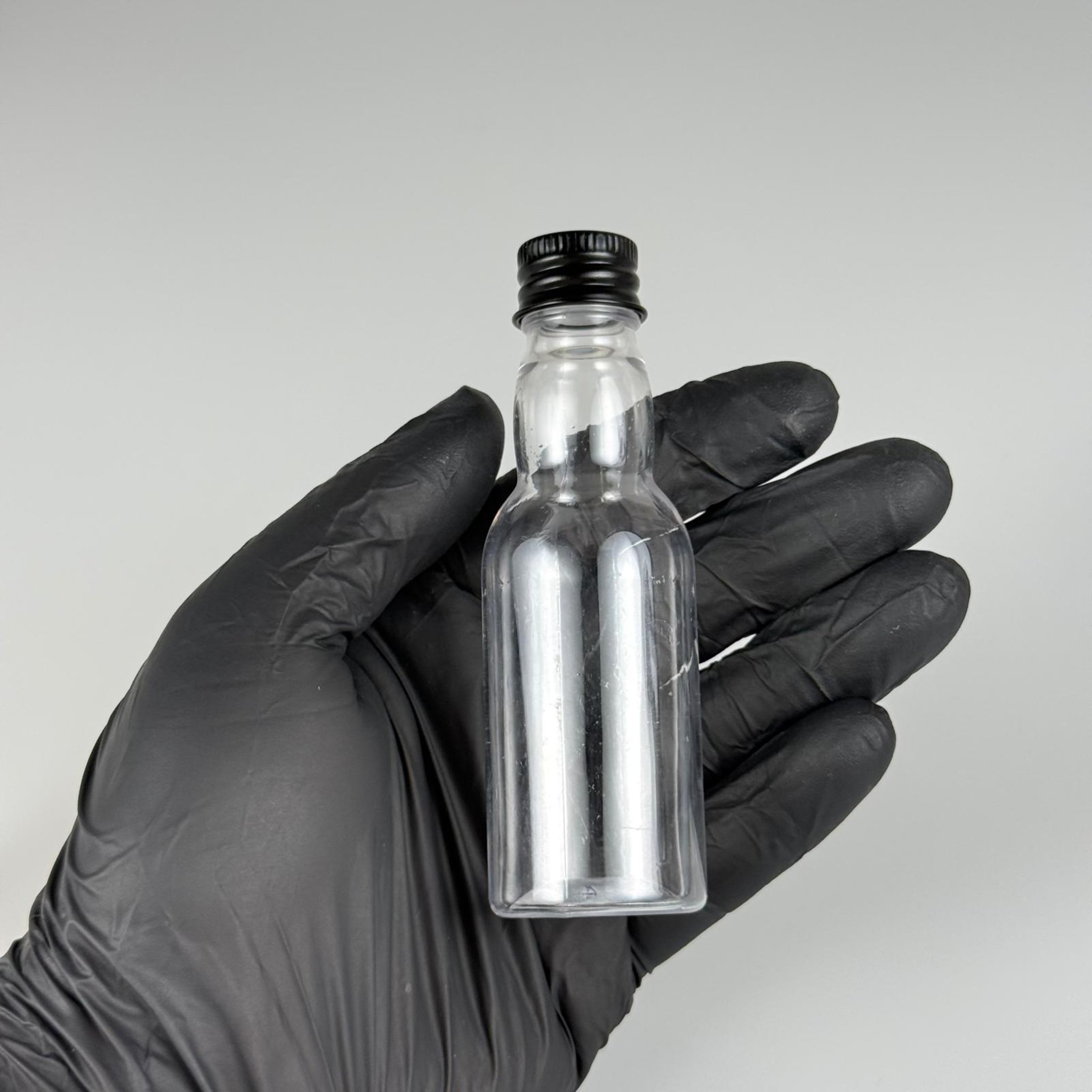 40 CC ŞEFFAF UZUN BOĞAZLI PET ŞİŞE + KÖPÜK CONTALI SİYAH ALÜMİNYUM METAL KAPAKLI + KÖR TIPALI TAKIM - 40 ML BOĞAZLI PET ŞİŞE